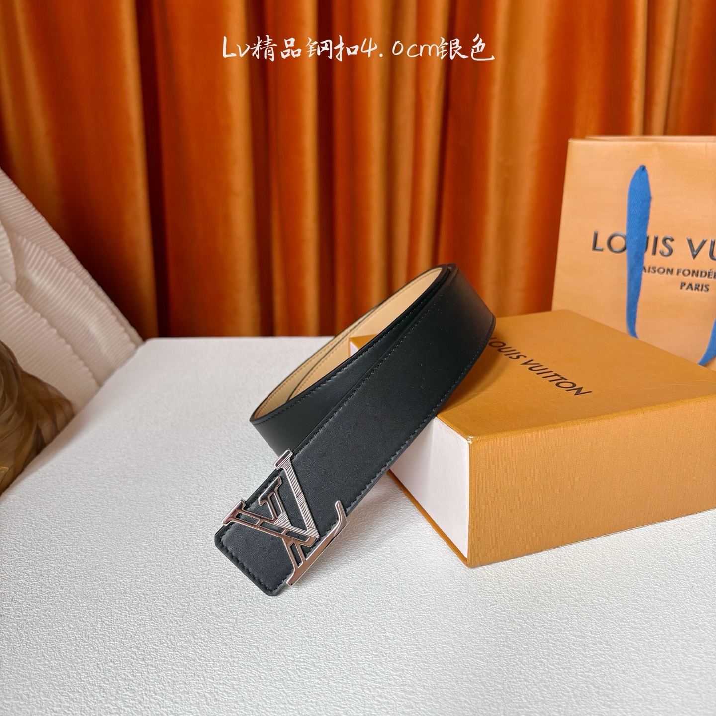 【LOUIS VUITTON驴牌】：经典原单品质，原版平纹面搭配原单精品钢扣，精工制作，细节看图，实物拍