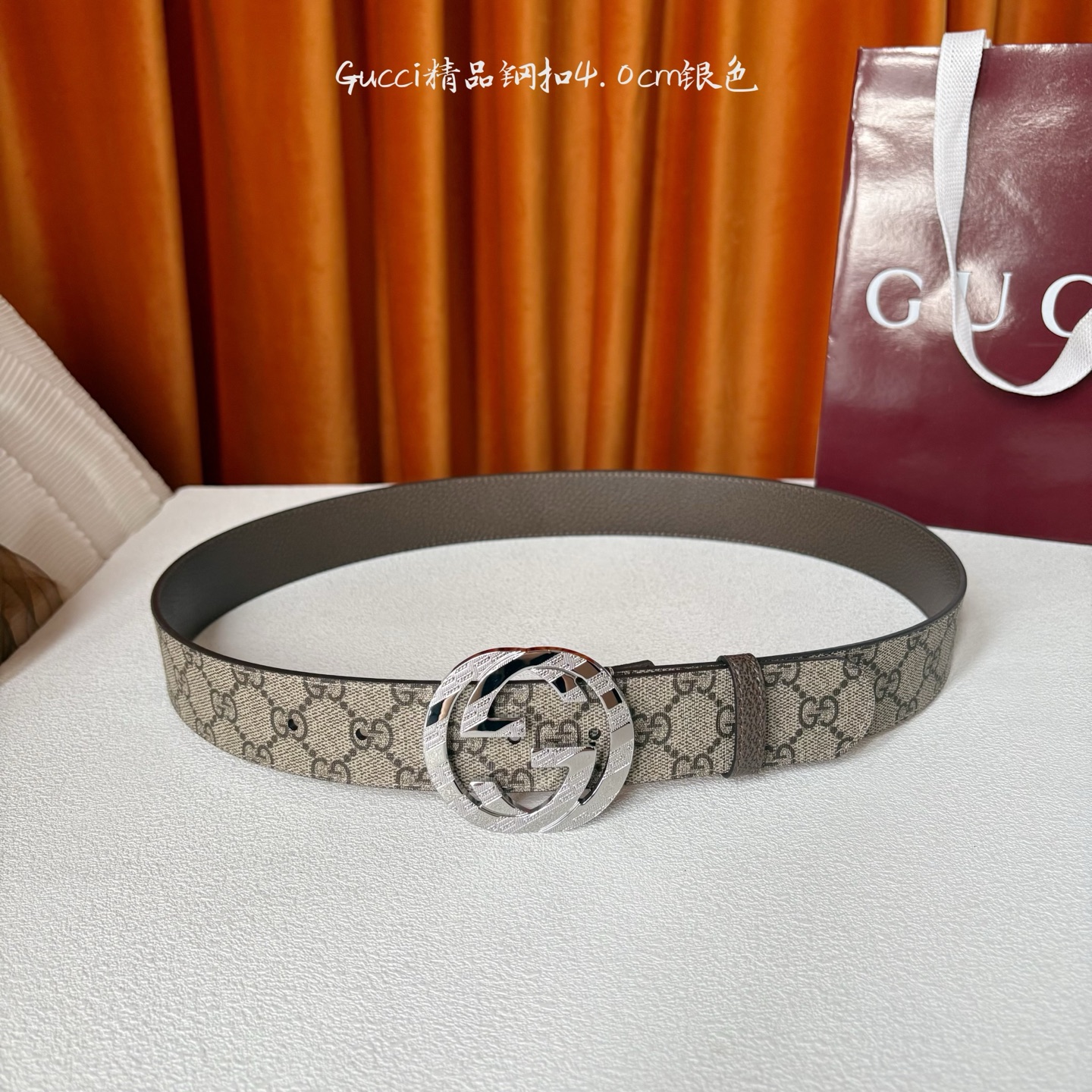 Gucci 经典款pvc印花面 搭配原版猪皮纹底 精品钢扣 宽4.0 Cm 经典永不过时款 潮流大方 时