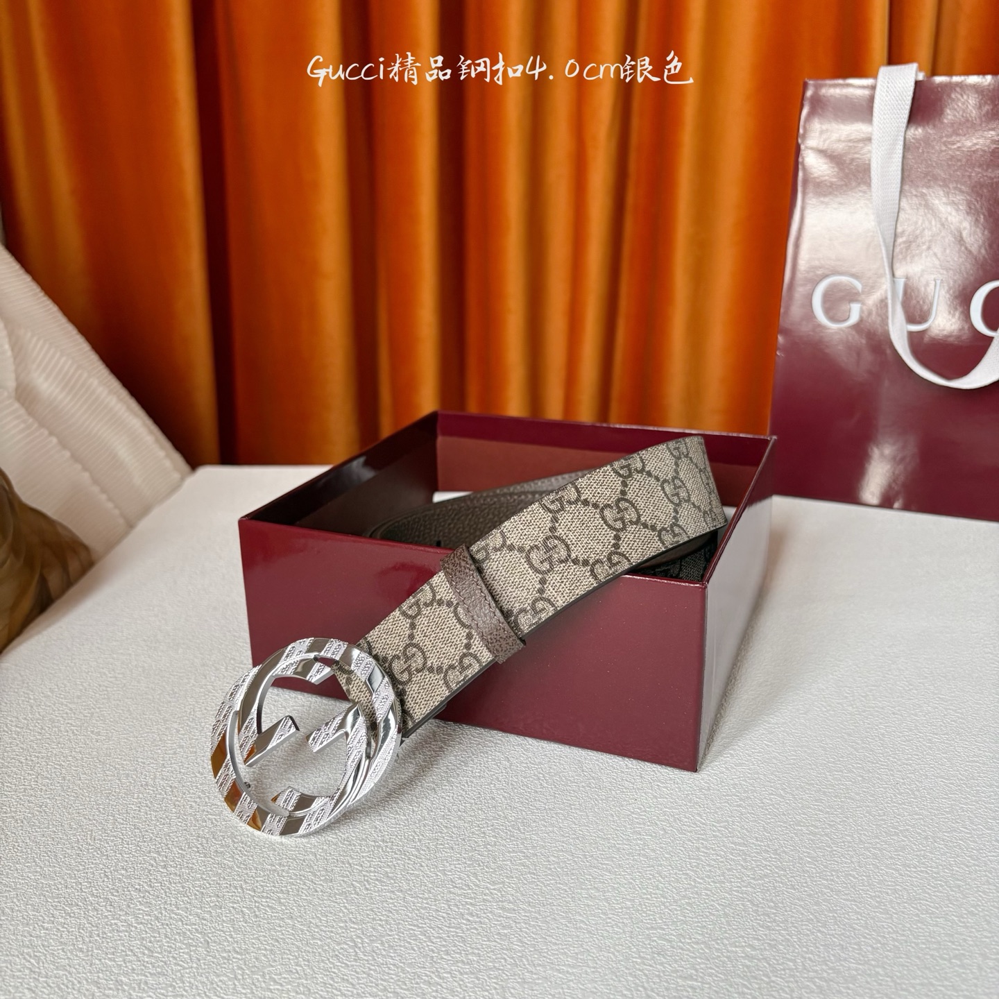 Gucci 经典款pvc印花面 搭配原版猪皮纹底 精品钢扣 宽4.0 Cm 经典永不过时款 潮流大方 时