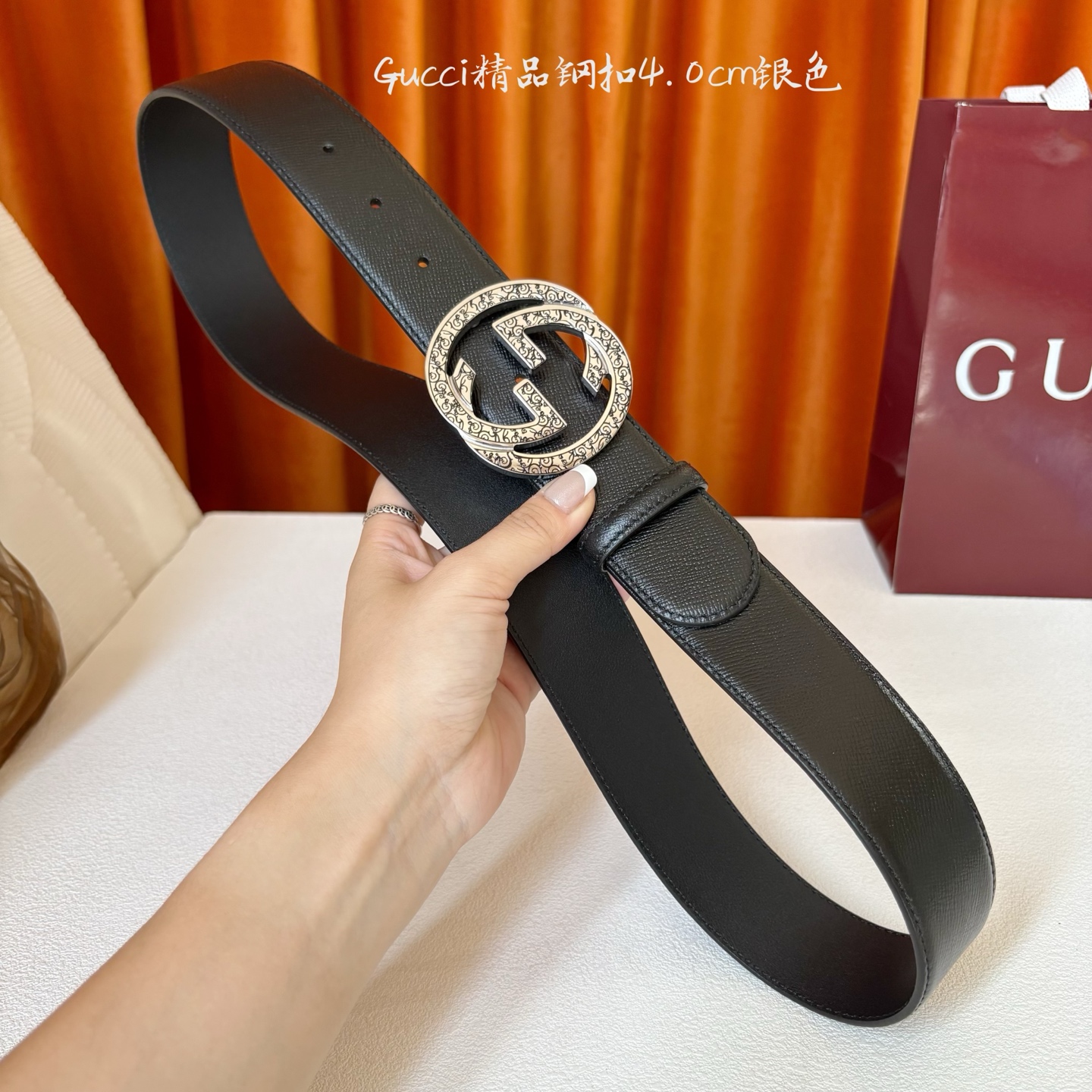 Gucci 经典款原版黑色光泽面 搭配原版皮底 精品钢扣 宽4.0 Cm 经典永不过时款 潮流大方 时尚