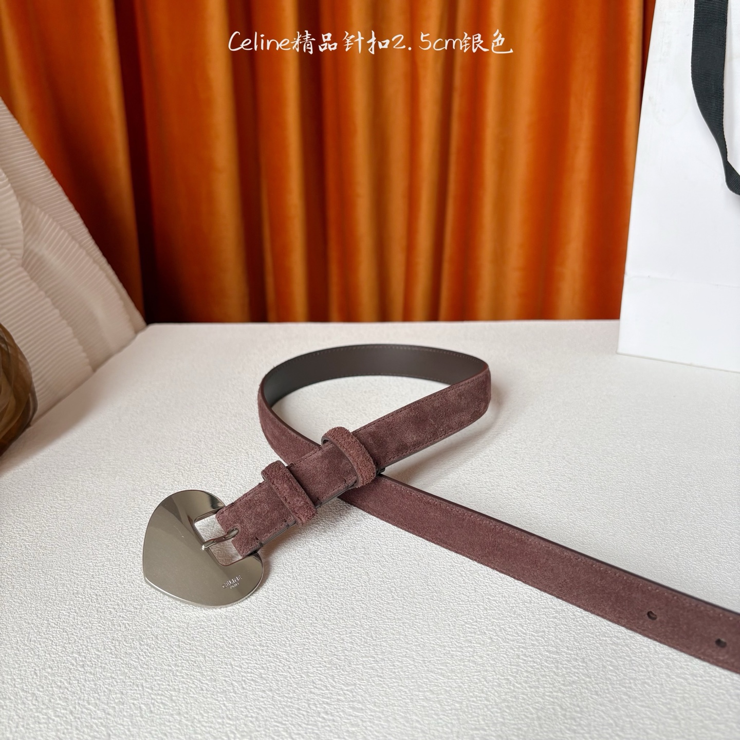 Celine 新款精品针扣女士腰带 意大利进口小牛皮 树膏夹层搭配复古鎏金铜扣 宽度2.5cm