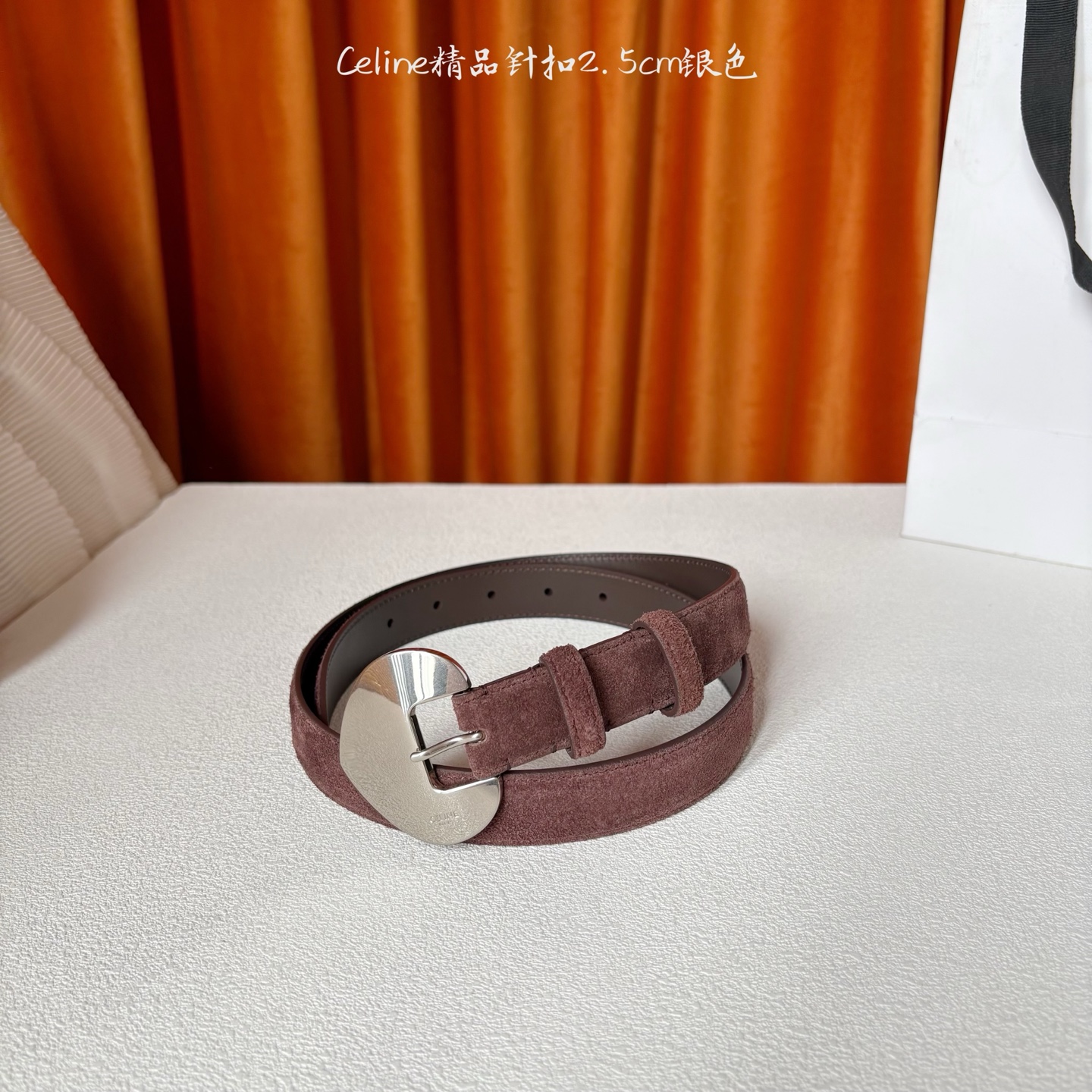 Celine 新款精品针扣女士腰带 意大利进口小牛皮 树膏夹层搭配复古鎏金铜扣 宽度2.5cm