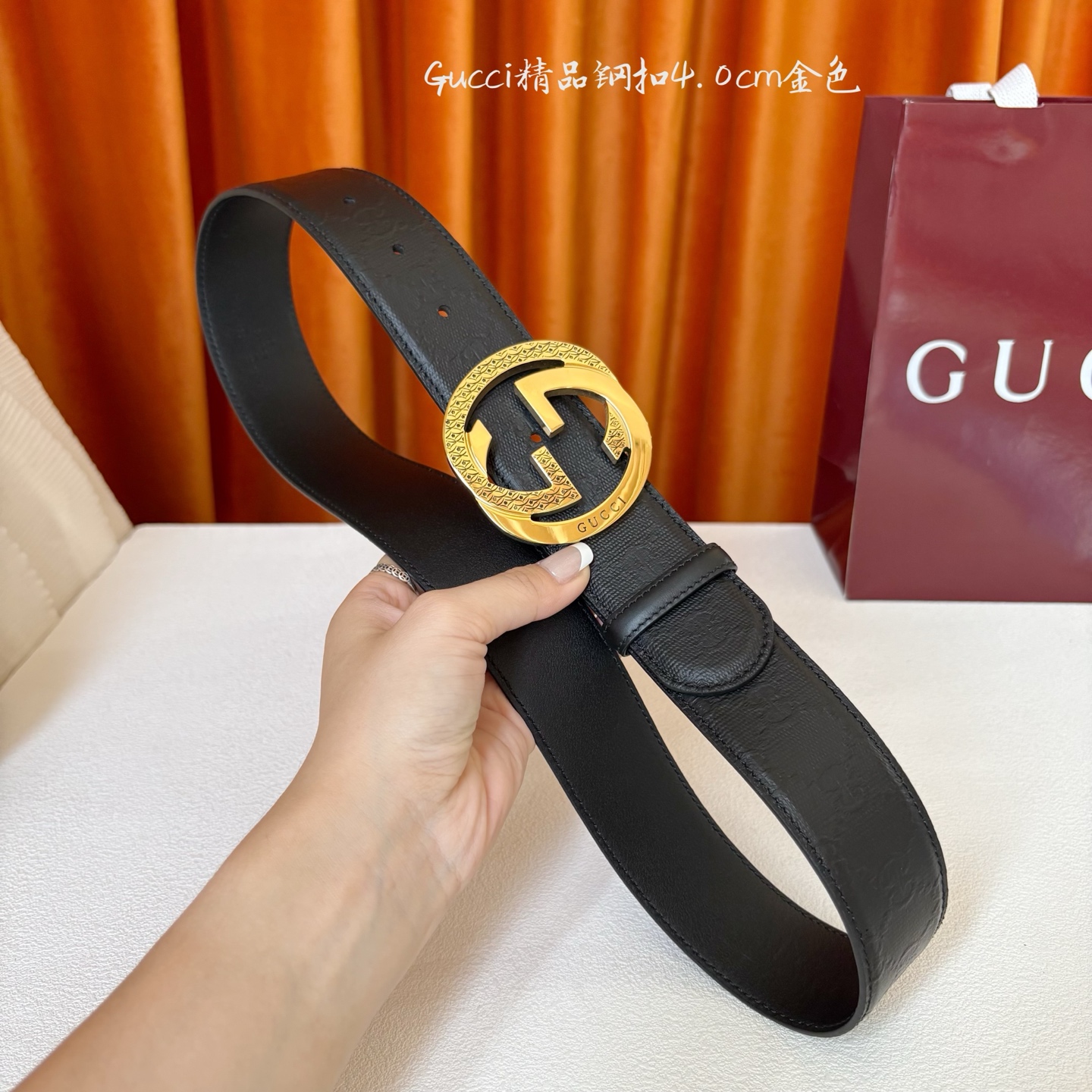 Gucci 经典款原版黑色压花面 搭配原版皮底 精品钢扣 宽4.0 Cm 经典永不过时款 潮流大方 时尚