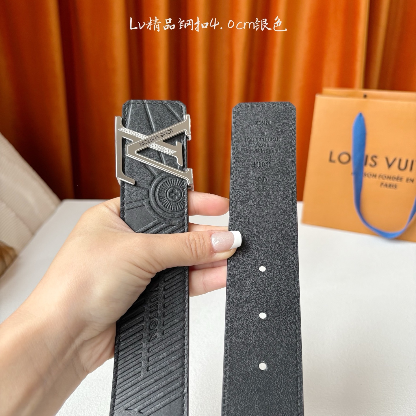 LOUIS VUITTON经典原单品质，原版压花面搭配原单精品钢扣，精工制作，细节看图，实物拍摄，高端奢