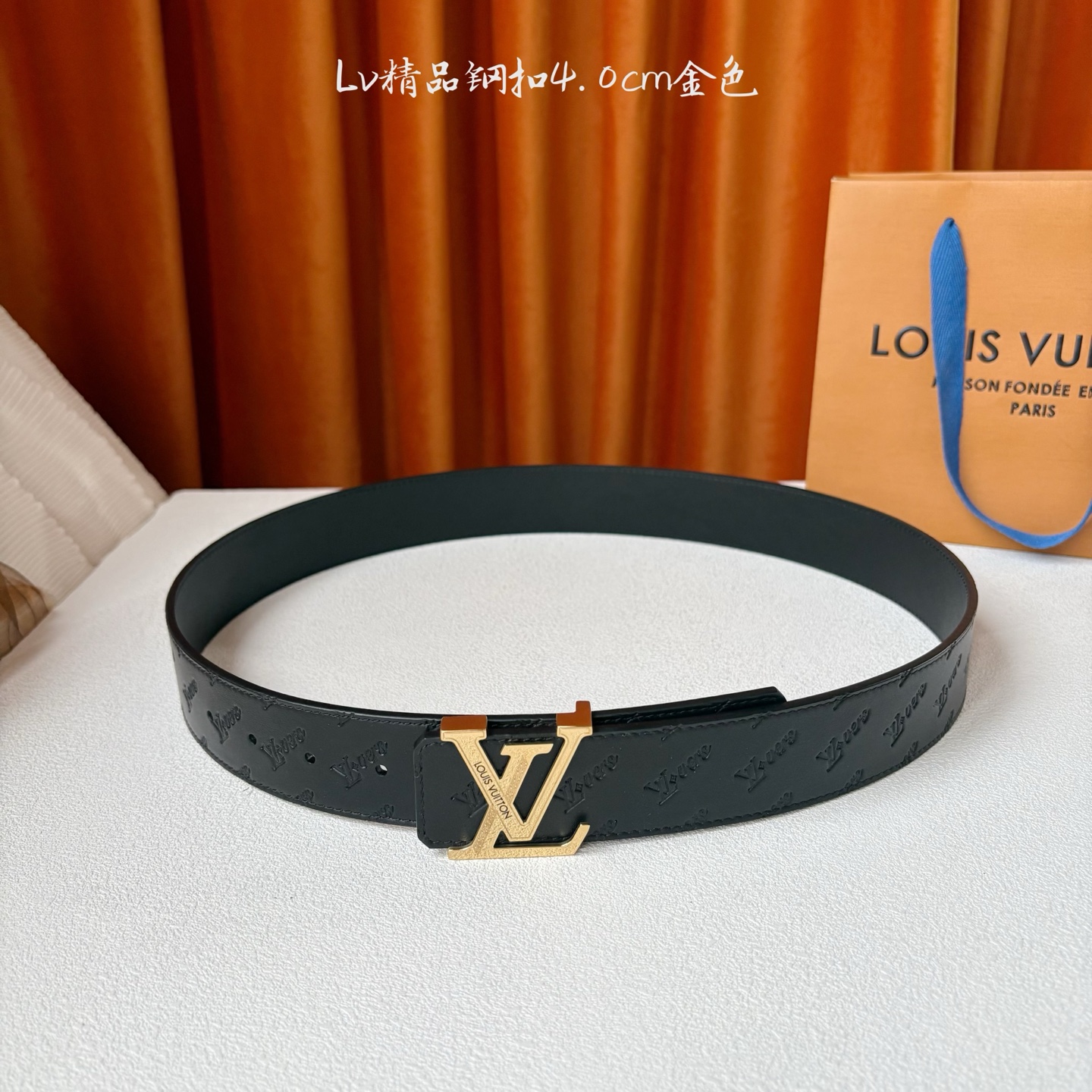 LOUIS VUITTON经典原单品质，原版压花面搭配原单精品钢扣，精工制作，细节看图，实物拍摄，高端奢