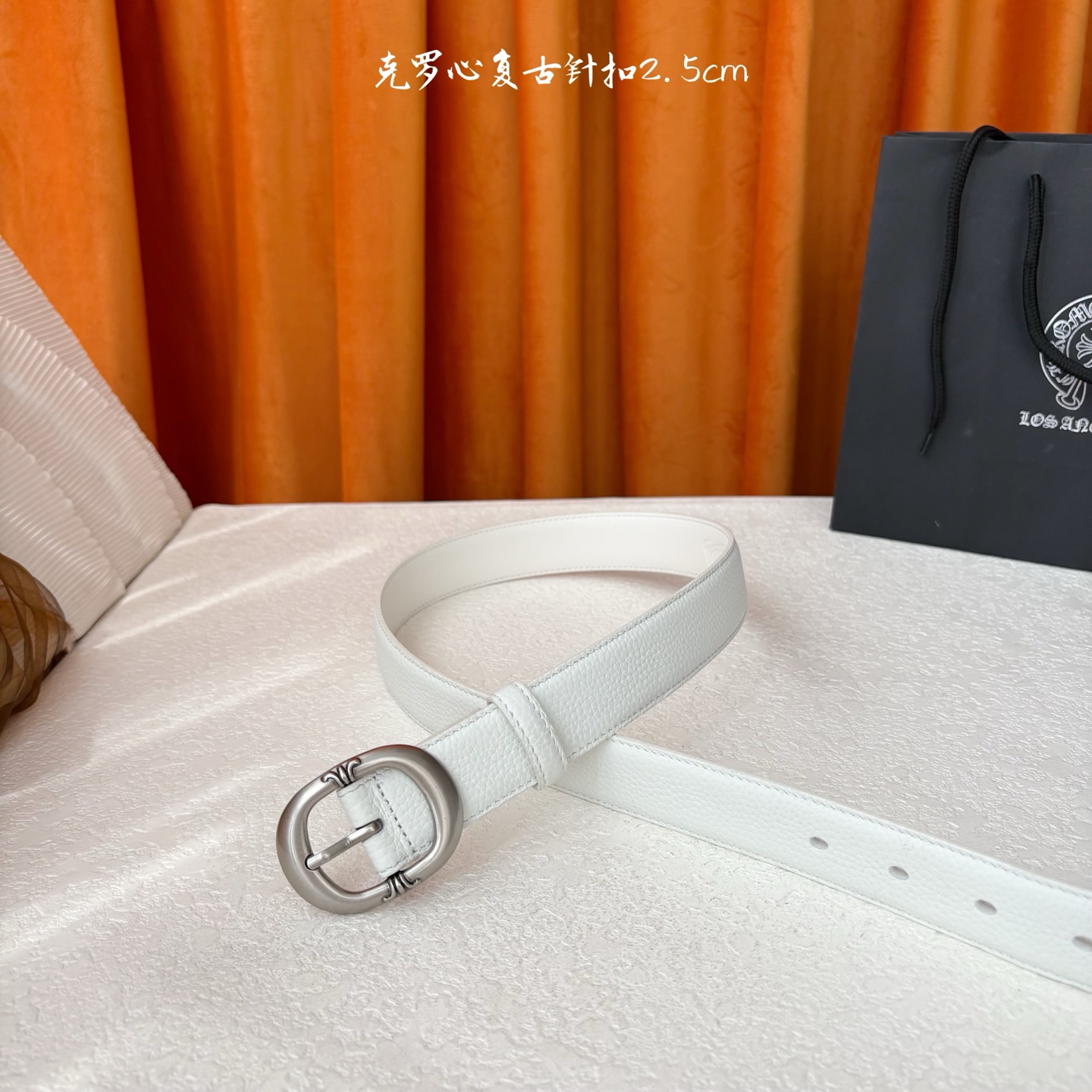 𝐂𝐡𝐫𝐨𝐦𝐞𝐇𝐞𝐚𝐫𝐭𝐬 克罗心经典针扣皮带，复古银五金搭配头层牛皮腰带，酷炫十足。宽度2.5cm