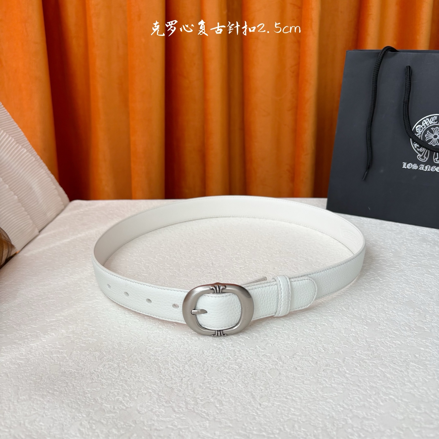 𝐂𝐡𝐫𝐨𝐦𝐞𝐇𝐞𝐚𝐫𝐭𝐬 克罗心经典针扣皮带，复古银五金搭配头层牛皮腰带，酷炫十足。宽度2.5cm