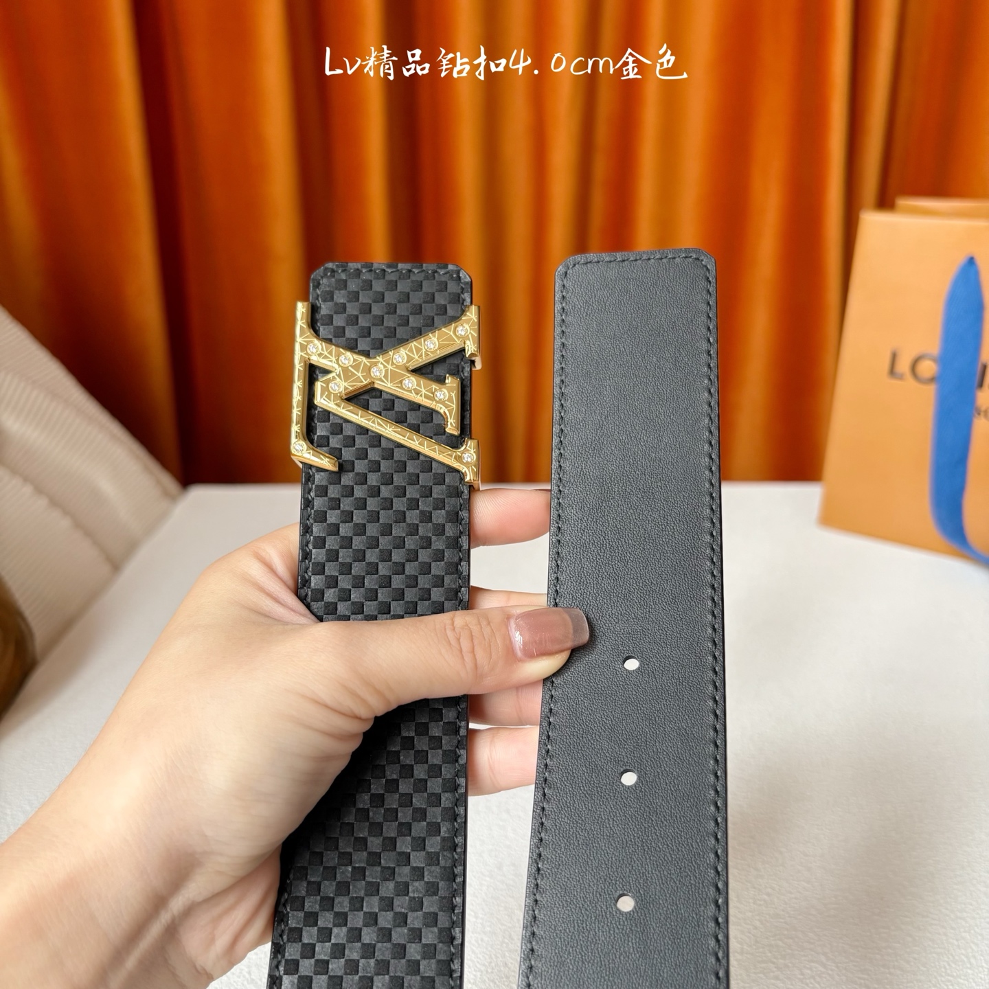 LOUIS VUITTON 经典原单品质，经典压格搭配原版皮底，精品点钻钢扣，精工制作，细节看图，实物拍