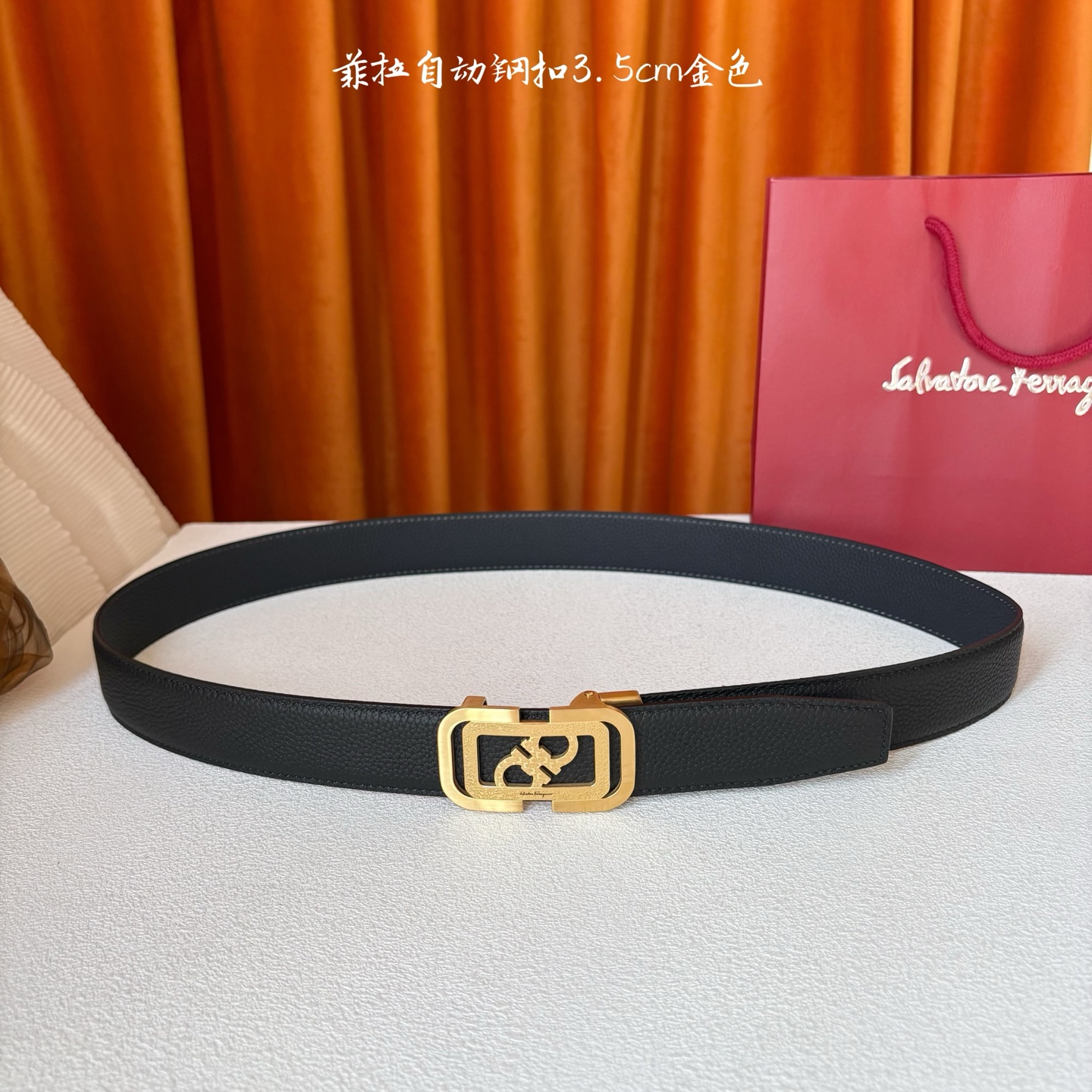 🅿️160  品牌：【菲拉】 菲拉进口小牛皮，手感细腻柔软。搭配纯钢自动精品扣，男士必备！宽度：3.5cm