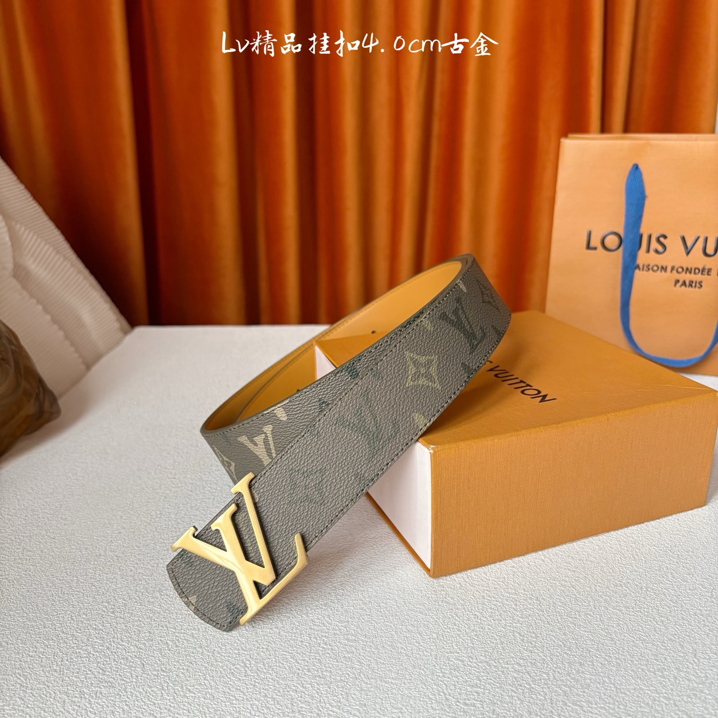 Monogram Surplus涂层帆布表带，LV Initials Monogram Surplus 