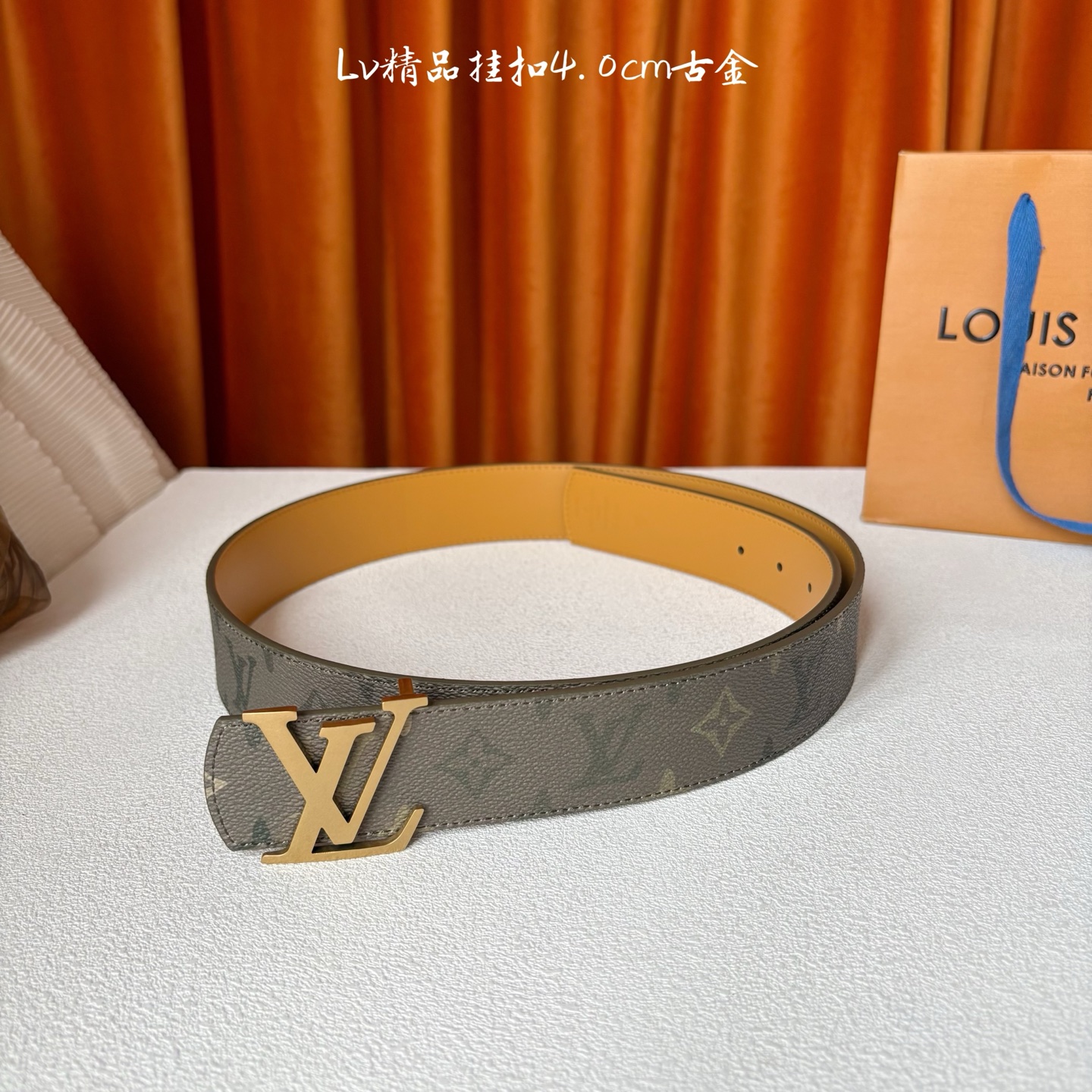 Monogram Surplus涂层帆布表带，LV Initials Monogram Surplus 