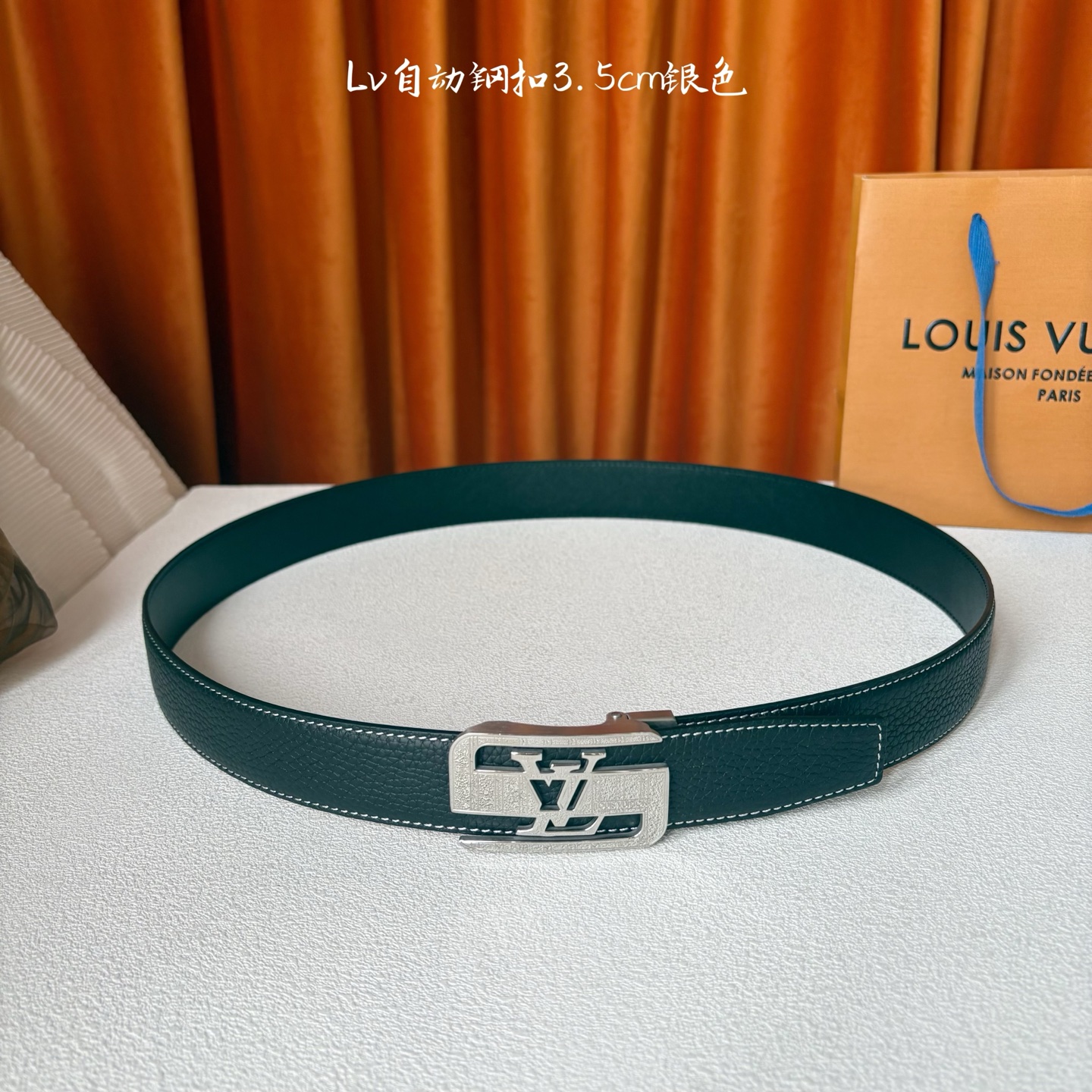 🅿️160  品牌：【驴牌】 Lv新款进口小牛皮，手感细腻柔软。搭配纯钢自动精品钢扣，男士必备！宽度：3.5cm