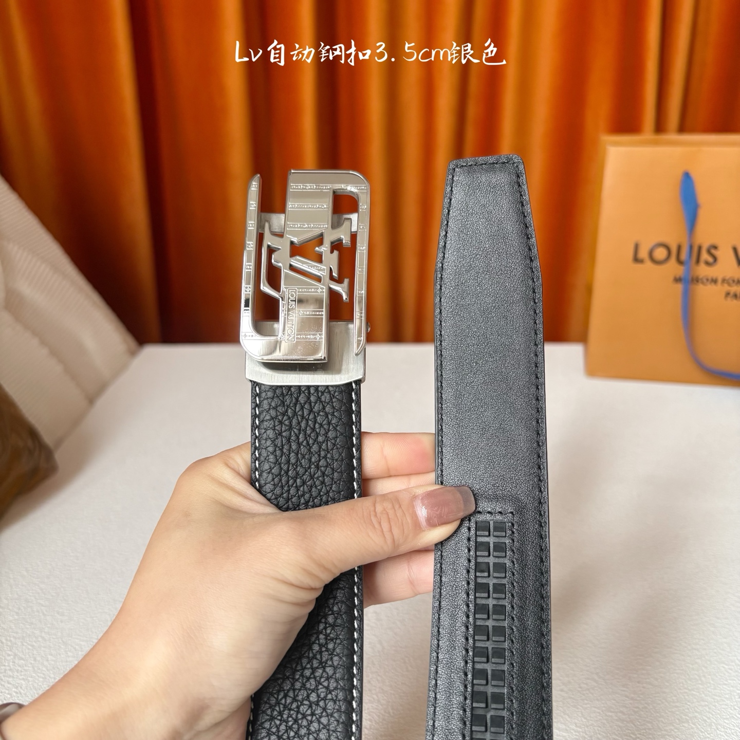 🅿️160  品牌：【驴牌】 Lv新款进口小牛皮，手感细腻柔软。搭配纯钢自动精品钢扣，男士必备！宽度：3.5cm