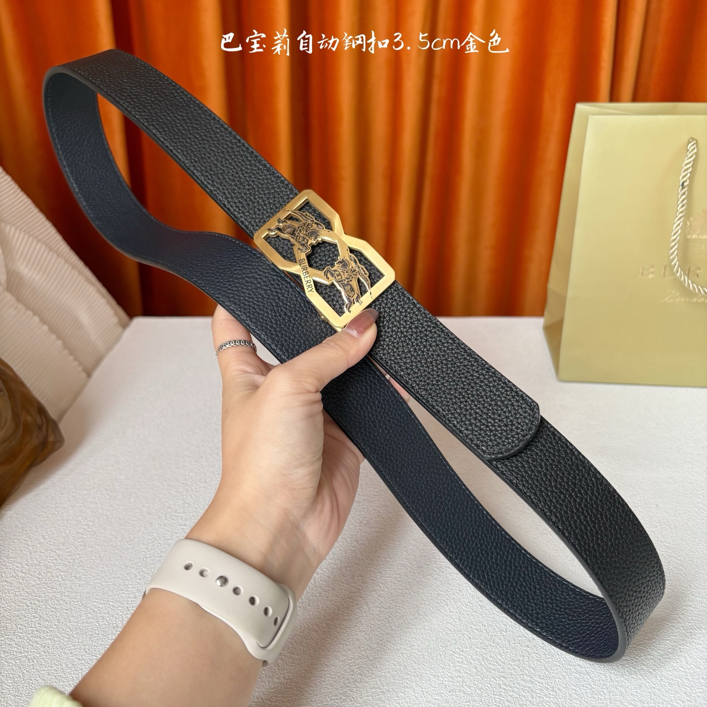 🅿️160  【巴宝莉】 原版进口小牛皮，手感细腻柔软，搭配纯钢自动精品扣，男士必备！宽度：3.5cm