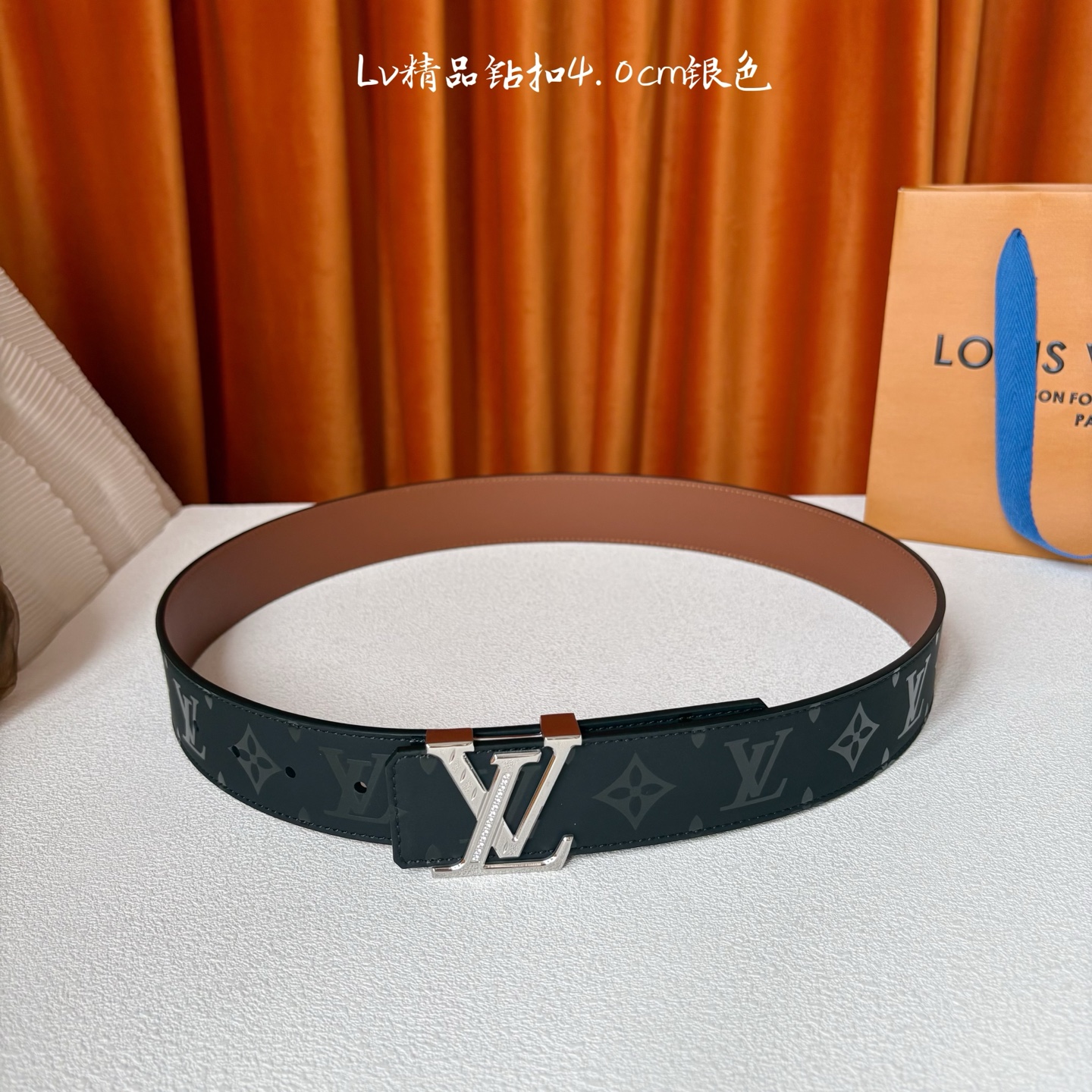 LOUIS VUITTON 经典原单品质，经典印花面搭配原版皮底，精品点钻钢扣，精工制作，细节看图，实物