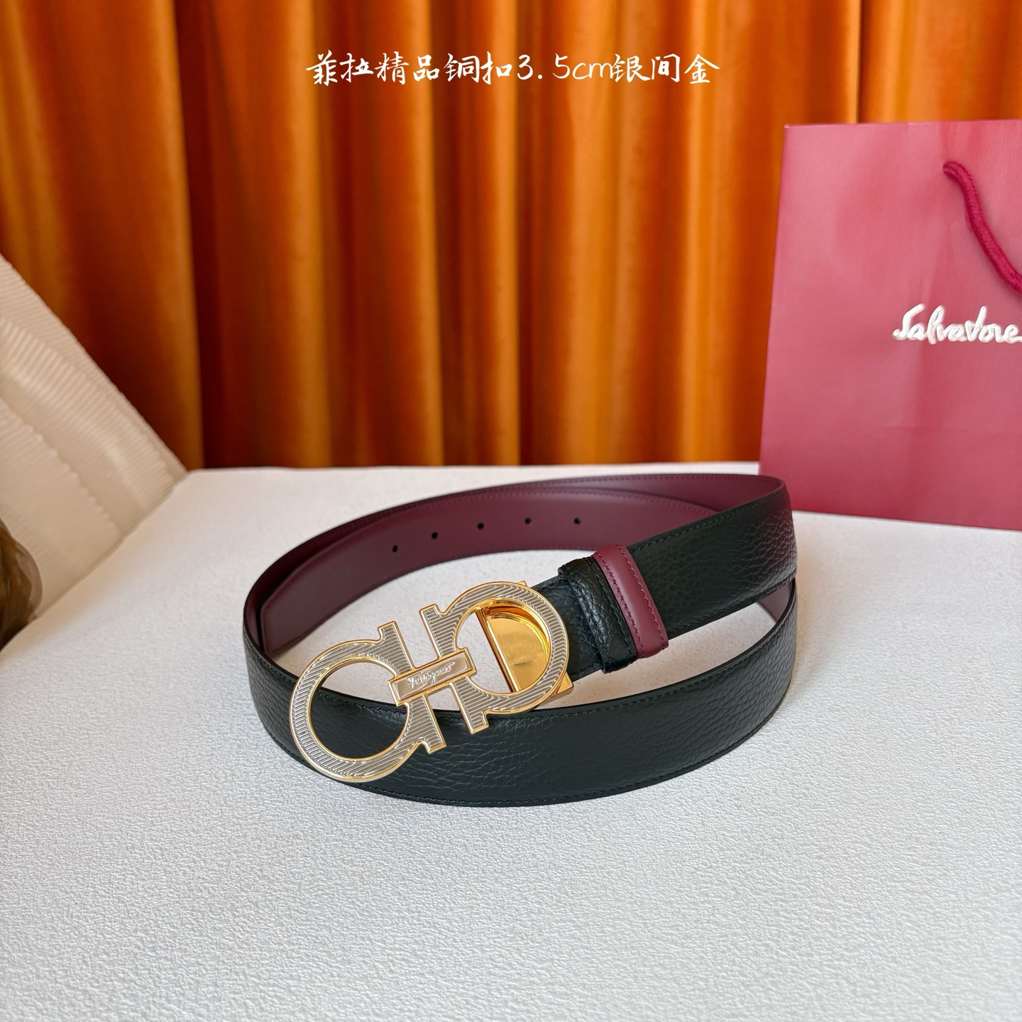 菲拉格慕男款进口小牛皮，手感细腻柔软。搭配纯铜精品扣，男士必备！宽度：3.5cm