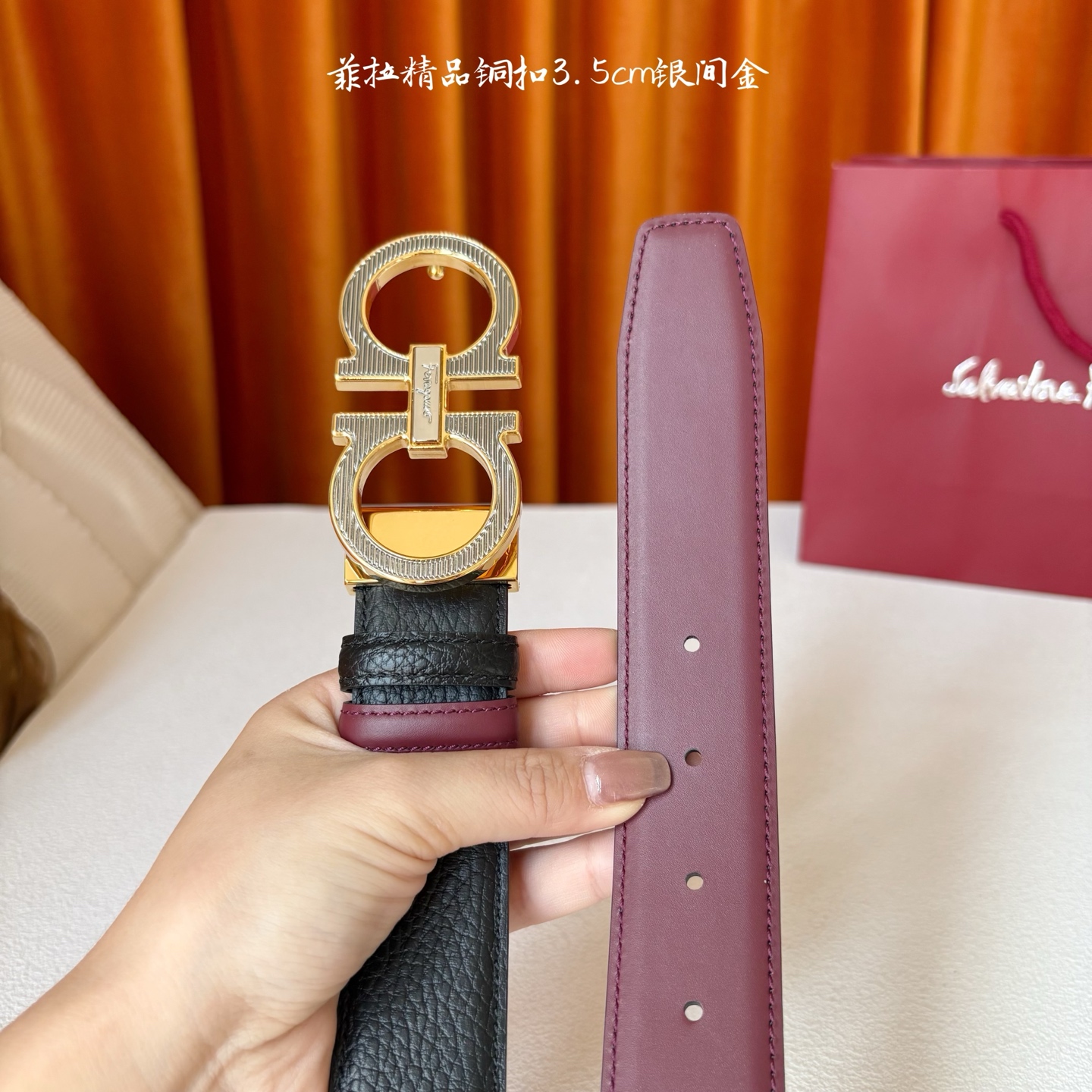 菲拉格慕男款进口小牛皮，手感细腻柔软。搭配纯铜精品扣，男士必备！宽度：3.5cm