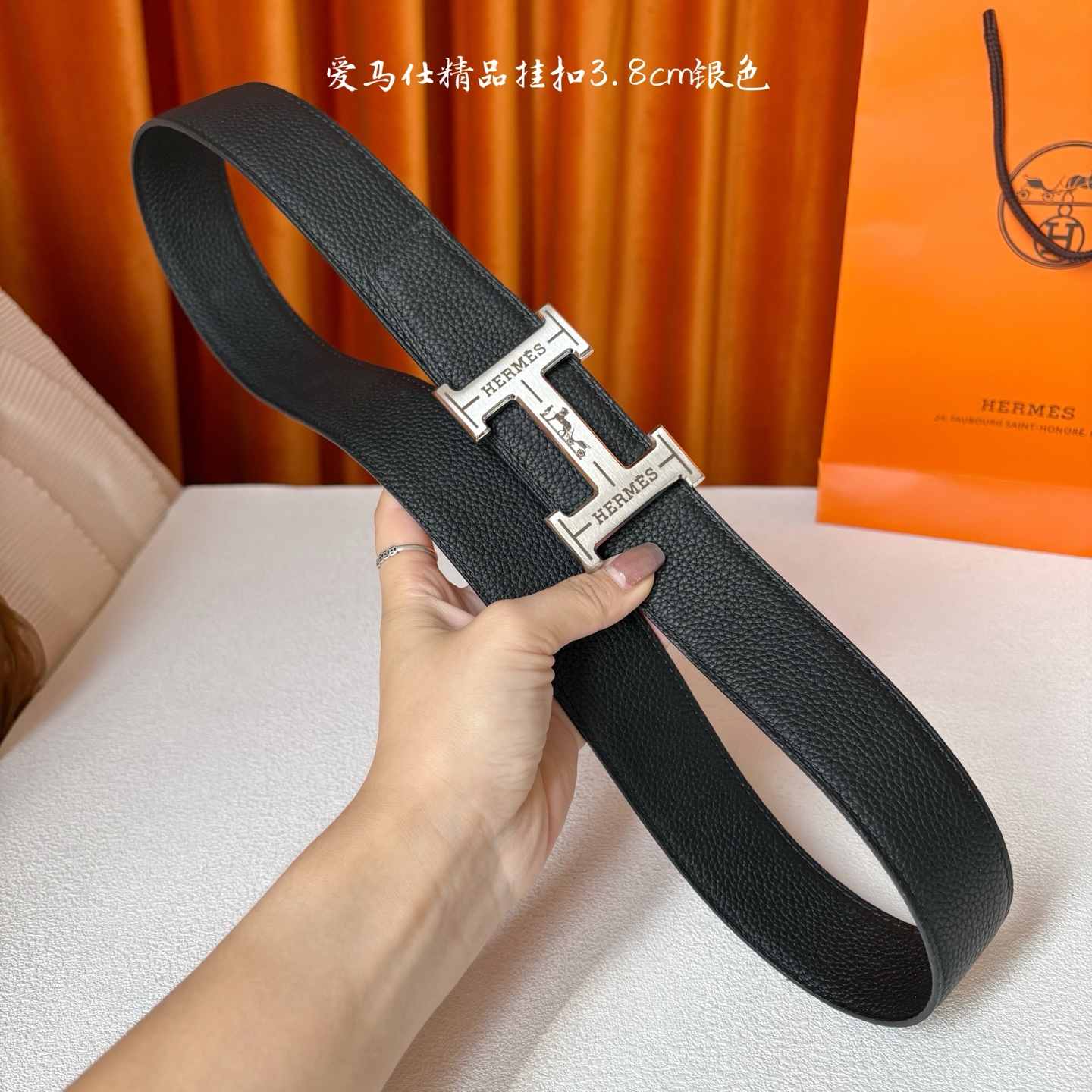 【爱马仕】Hermes 原单爱马仕，宽3.8cm进口原版皮带身，双面可两面用，精品电镀五金 ！