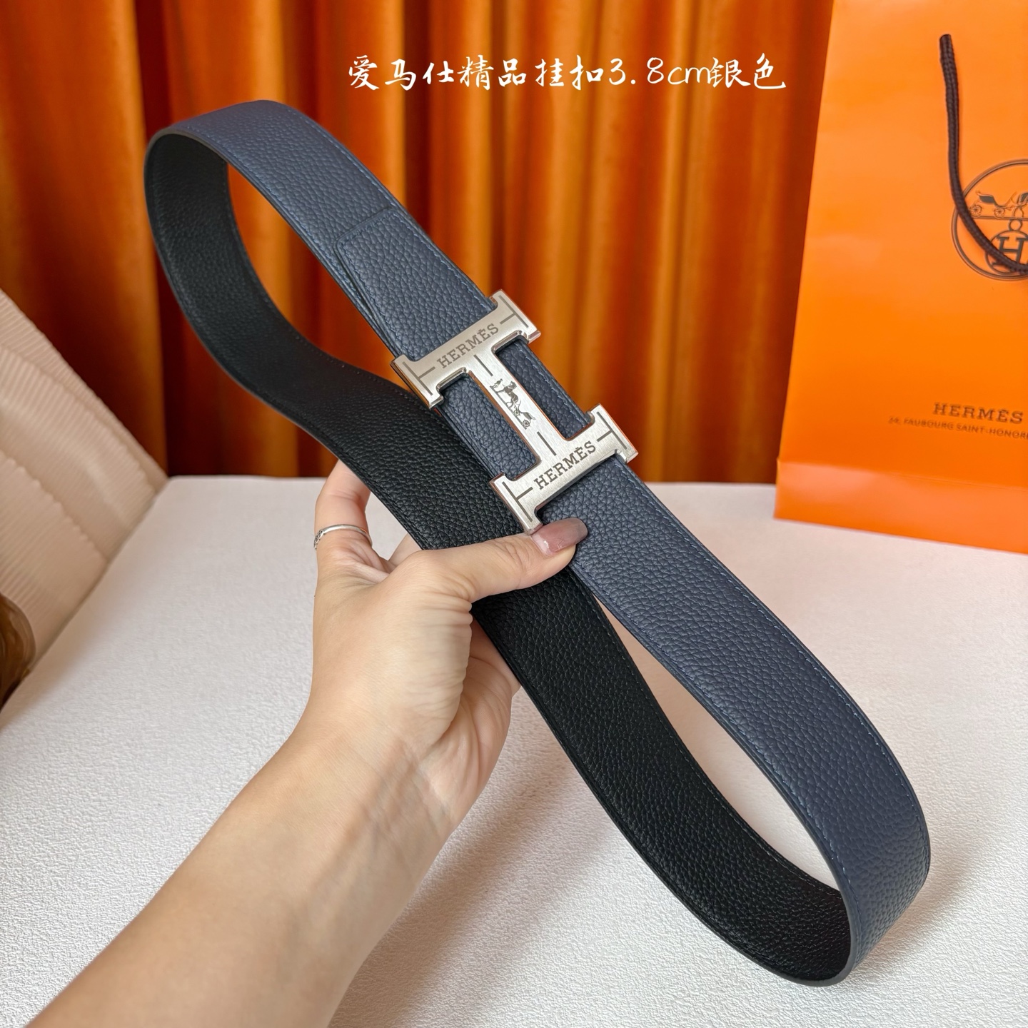 【爱马仕】Hermes 原单爱马仕，宽3.8cm进口原版皮带身，双面可两面用，精品电镀五金 ！