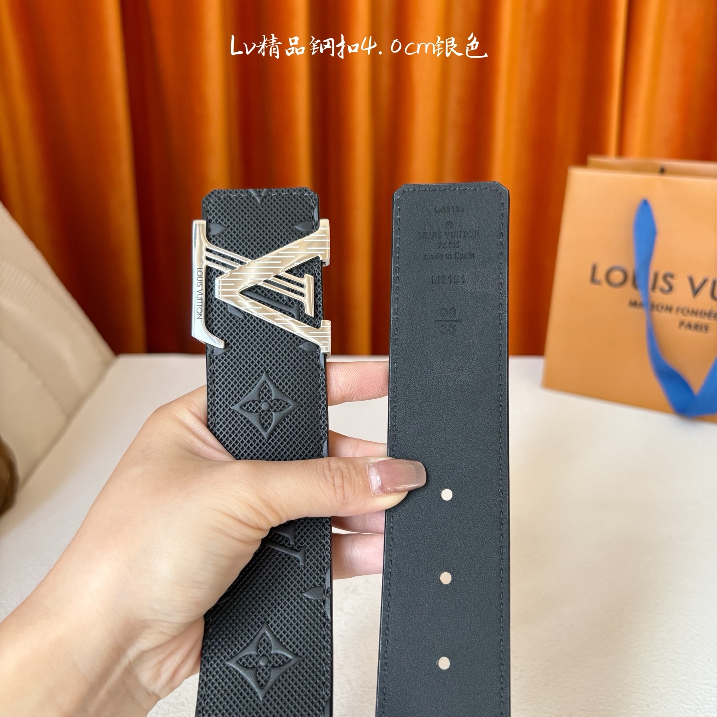 【LOUIS VUITTON】：经典原单品质，pvc压花面配原版平纹底，搭配原单精品钢扣，精工制作，细节