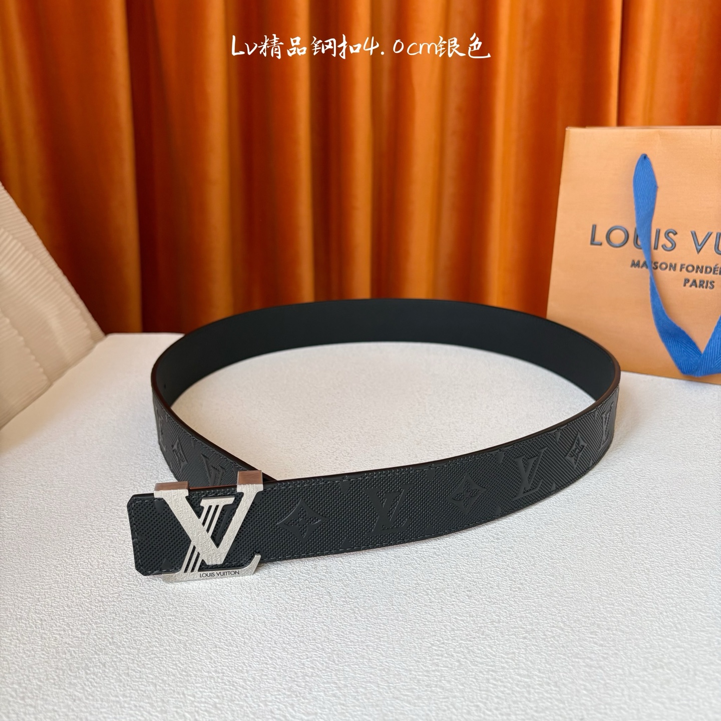 【LOUIS VUITTON】：经典原单品质，pvc压花面配原版平纹底，搭配原单精品钢扣，精工制作，细节