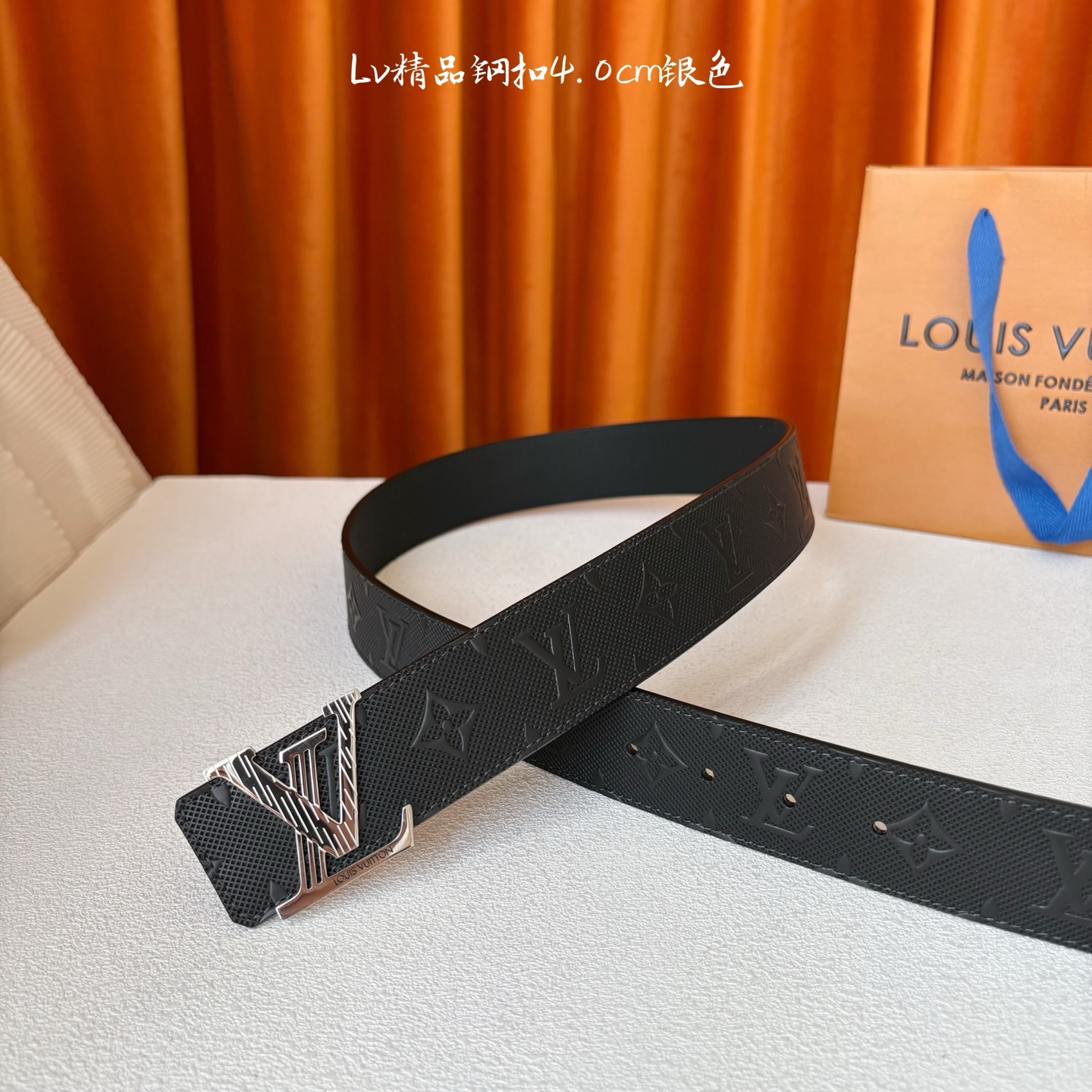 【LOUIS VUITTON】：经典原单品质，pvc压花面配原版平纹底，搭配原单精品钢扣，精工制作，细节