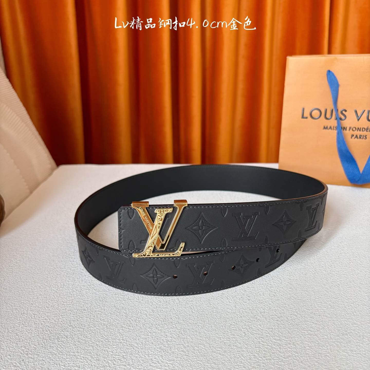 【LOUIS VUITTON】：经典原单品质，面经典压花配原版平纹底，搭配原单精品钢扣，精工制作，细节看
