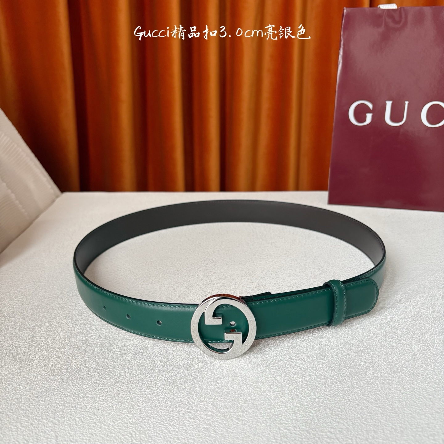 【Gucci】：原单面头层牛皮腰带搭配平纹咖色底，经典G字铜扣，时尚大方，古奇又一经典之作，宽度3.0c