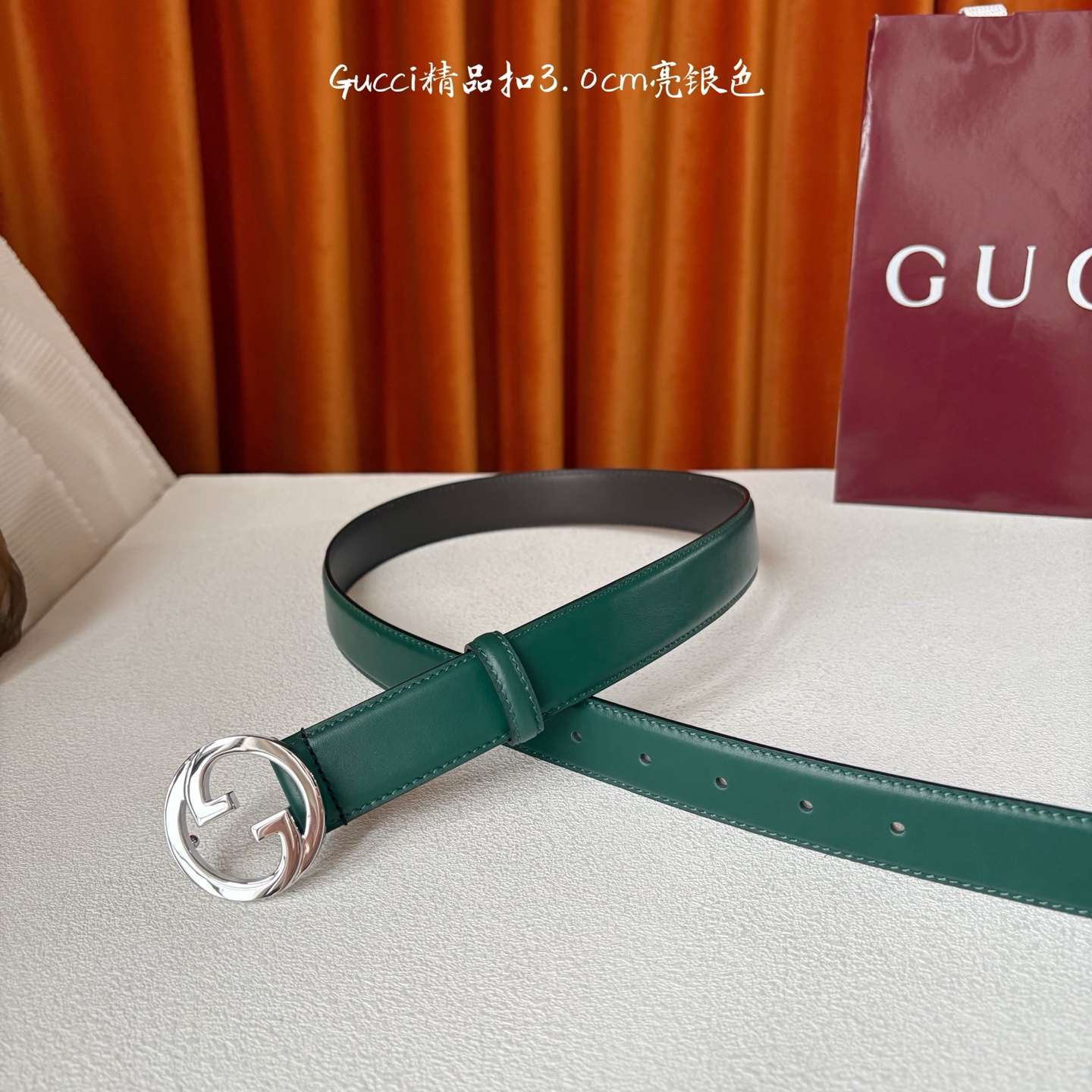 【Gucci】：原单面头层牛皮腰带搭配平纹咖色底，经典G字铜扣，时尚大方，古奇又一经典之作，宽度3.0c