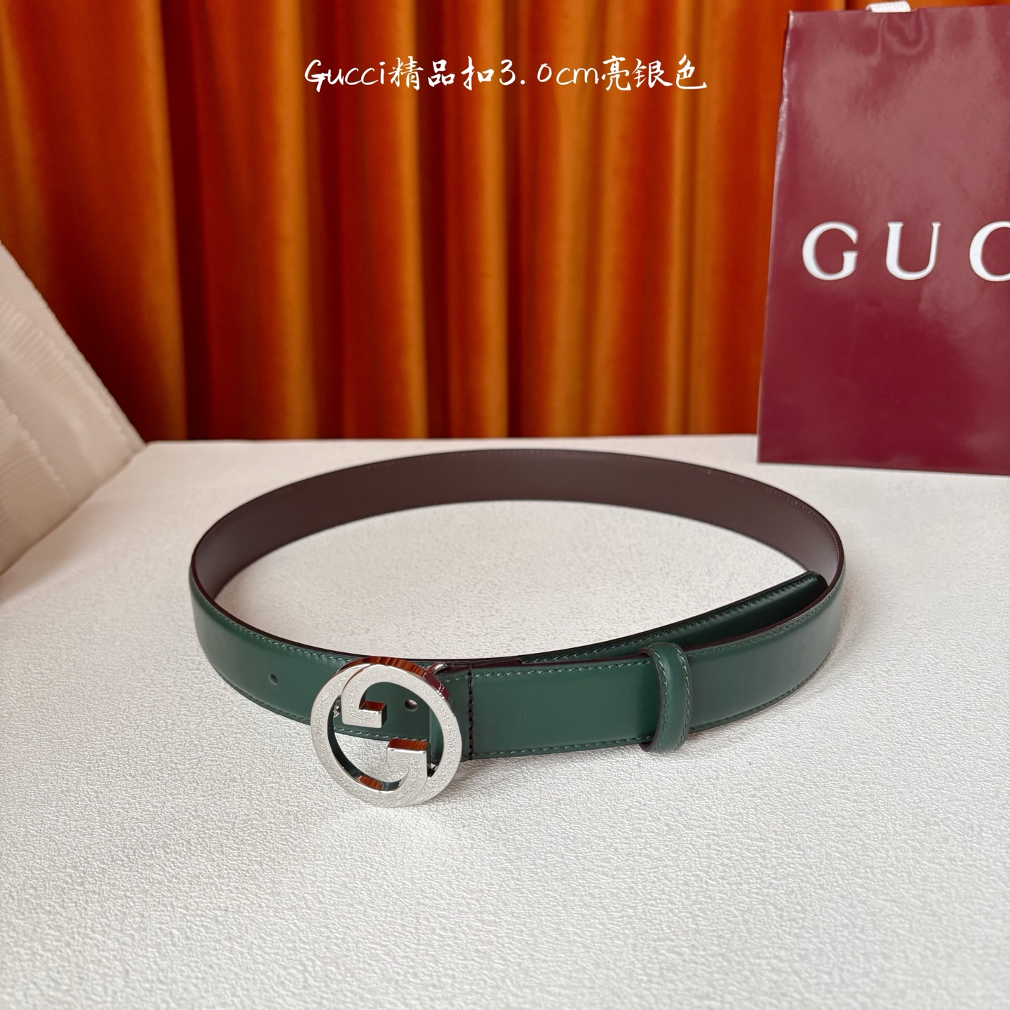 【Gucci】：原单面头层牛皮腰带搭配平纹咖色底，经典G字铜扣，时尚大方，古奇又一经典之作，宽度3.0c