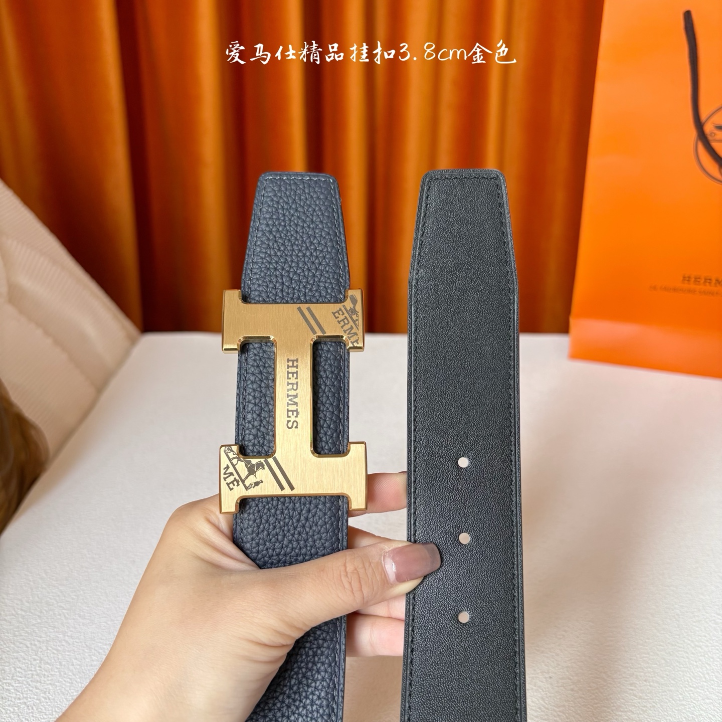 【爱马仕】Hermes 原单爱马仕，宽3.8cm进口原版皮带身，双面可两面用，精品电镀五金 ！