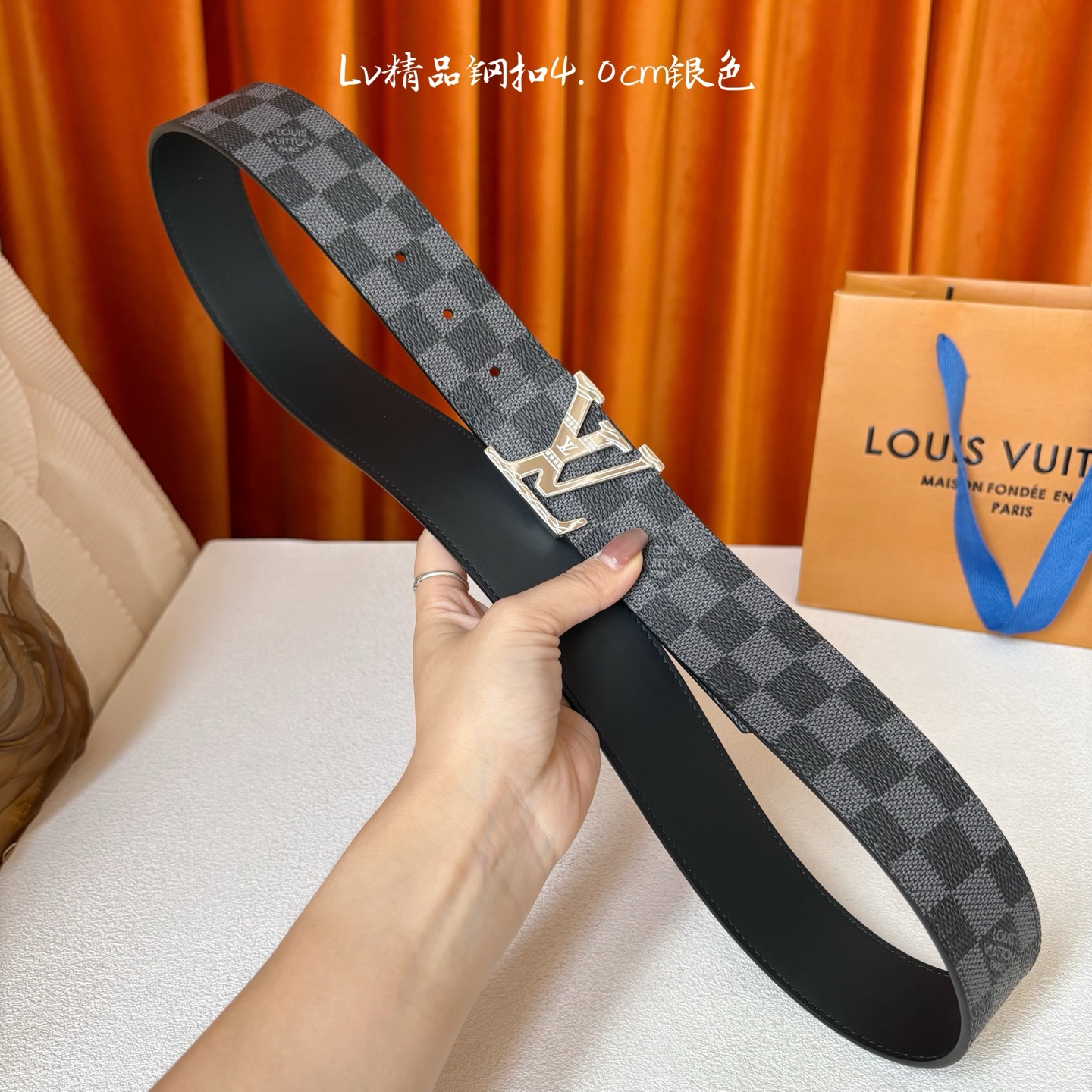 【LOUIS VUITTON】：经典原单品质，pvc印花面配原版平纹底，搭配原单精品钢扣，精工制作，细节