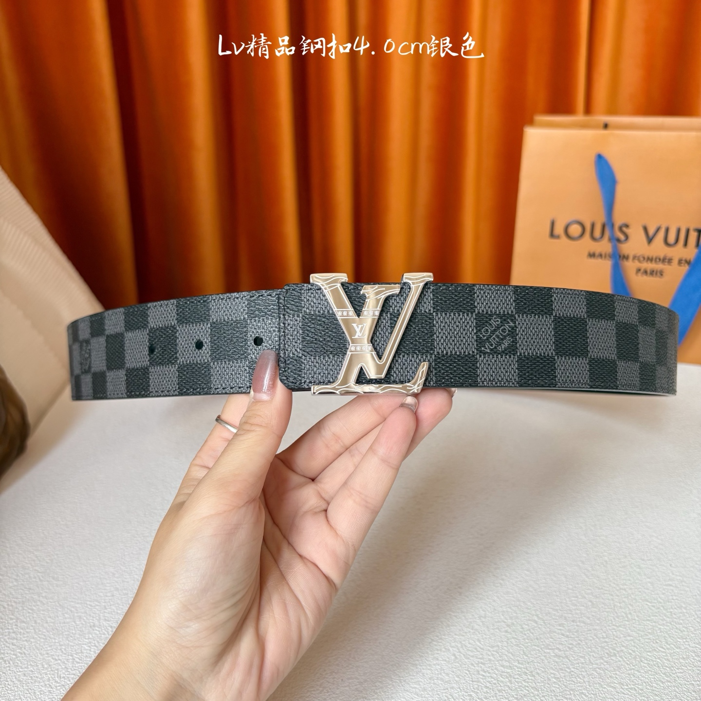 【LOUIS VUITTON】：经典原单品质，pvc印花面配原版平纹底，搭配原单精品钢扣，精工制作，细节