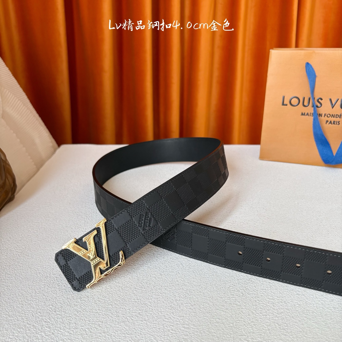 【LOUIS VUITTON】：经典原单品质，经典压花面配原版平纹底，搭配原单精品钢扣，精工制作，细节看