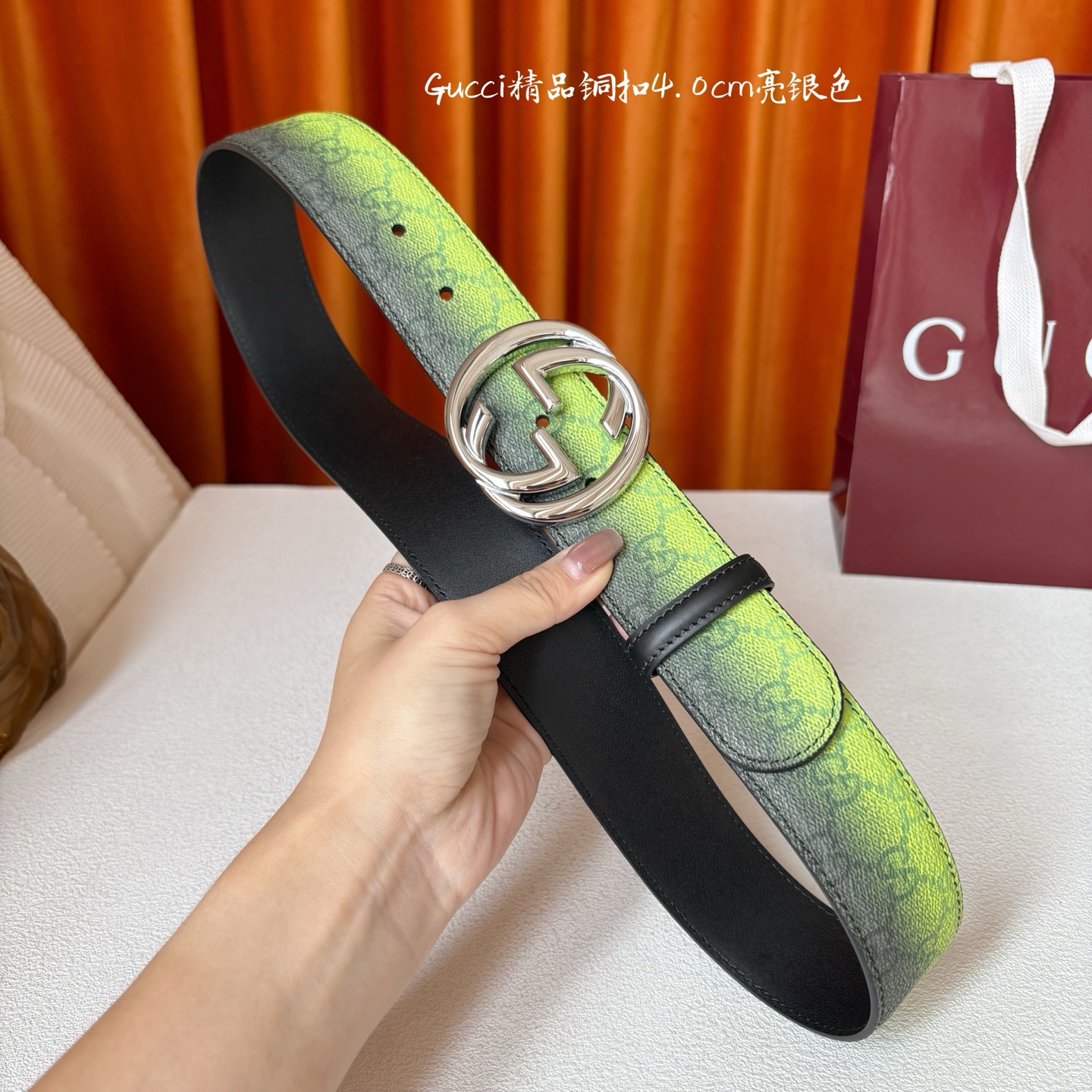 Gucci 新款渐变色绿色面 搭配黑色原版皮底 精品铜扣 宽4.0Cm 经典永不过时款 潮流大方 时尚百