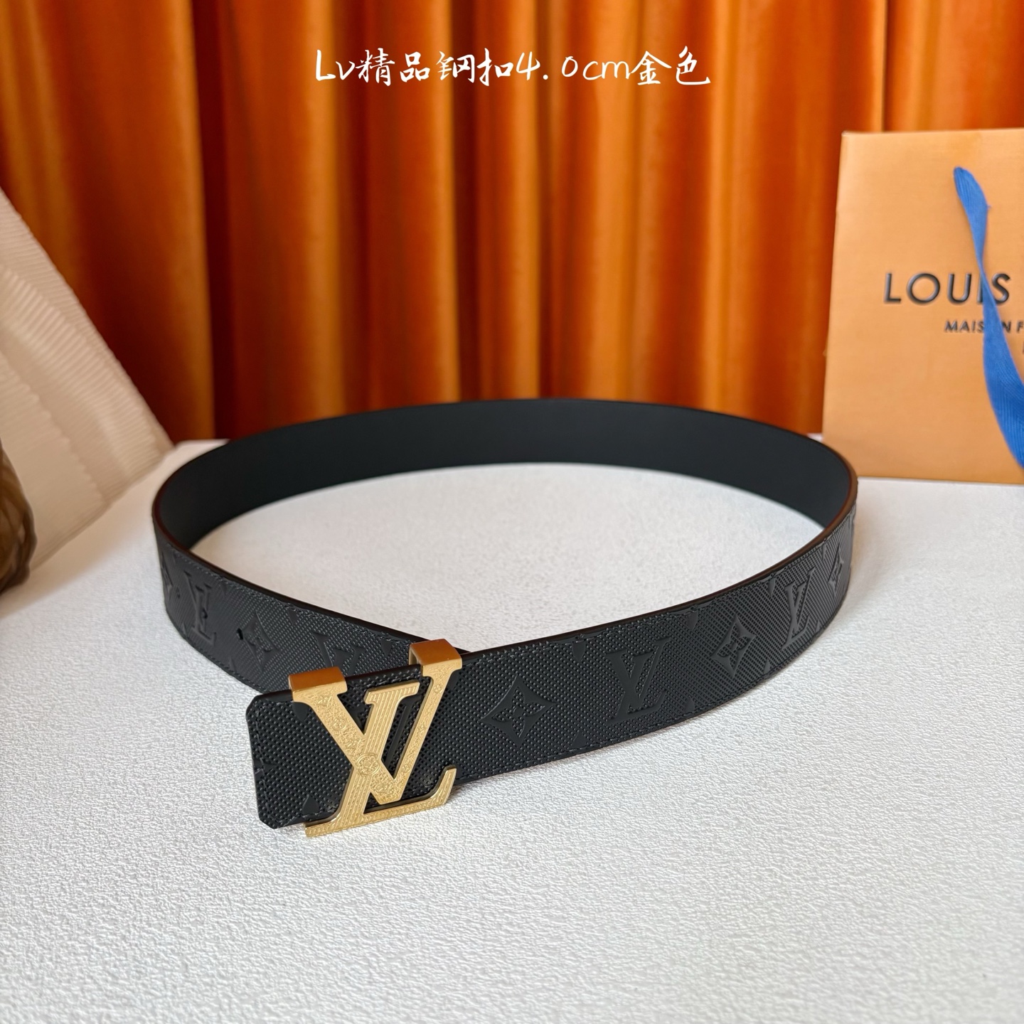【LOUIS VUITTON】：经典原单品质，经典压花面配原版平纹底，搭配原单精品钢扣，精工制作，细节看
