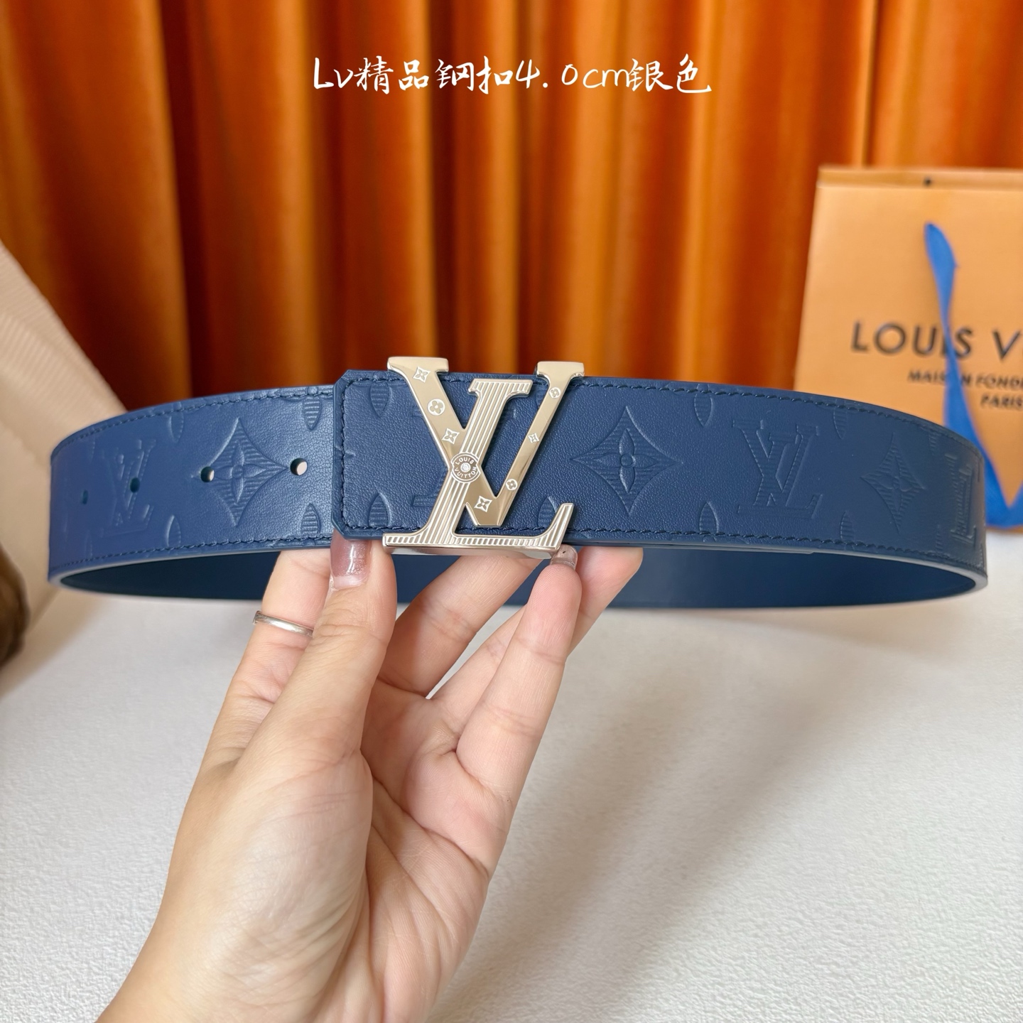 【LOUIS VUITTON】：经典原单品质，经典压花面配原版平纹底，搭配原单精品钢扣，精工制作，细节看