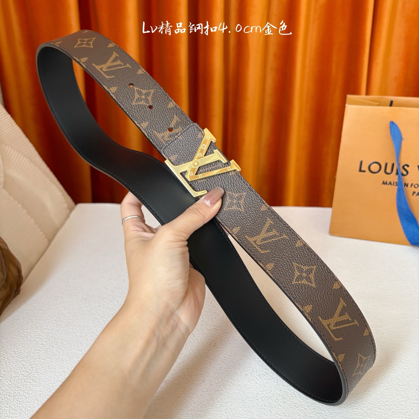 【LOUIS VUITTON】：经典原单品质，经典印花面配原版平纹底，搭配原单精品钢扣，精工制作，细节看