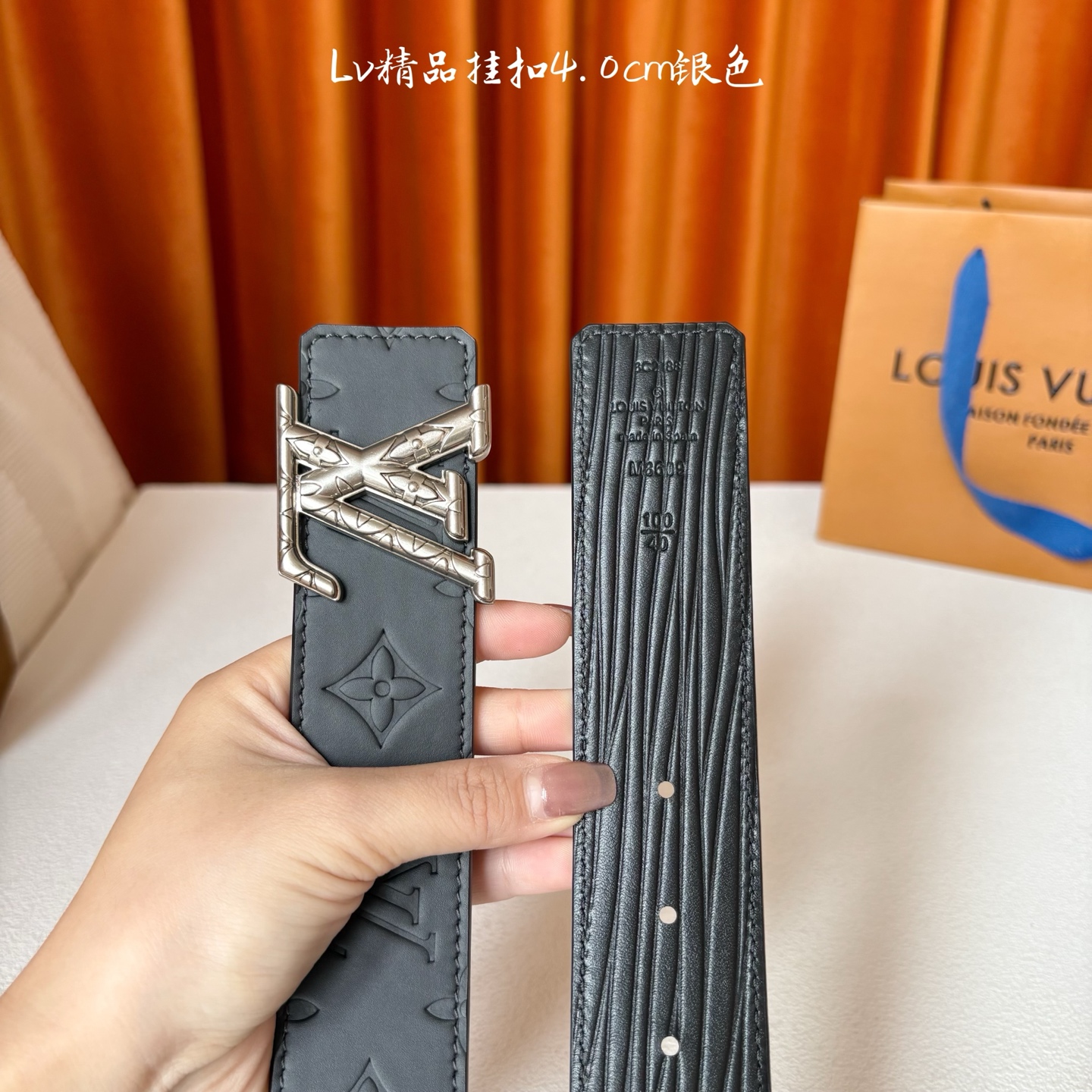 【LOUIS VUITTON】：经典原单品质，一面经典压花一面水波纹底，原单精品挂扣，精工制作，细节看图