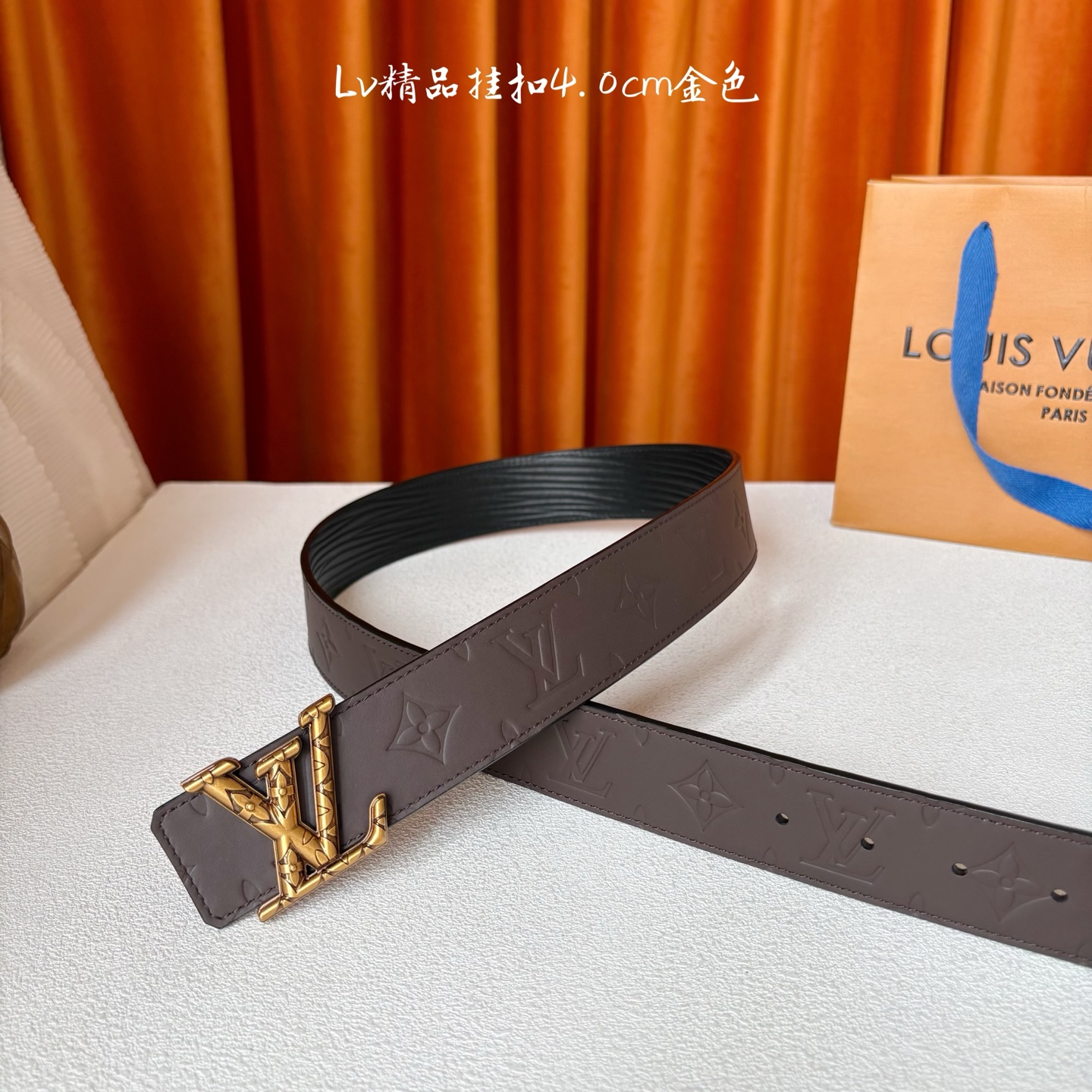 【LOUIS VUITTON】：经典原单品质，一面经典压花一面水波纹底，原单精品挂扣，精工制作，细节看图