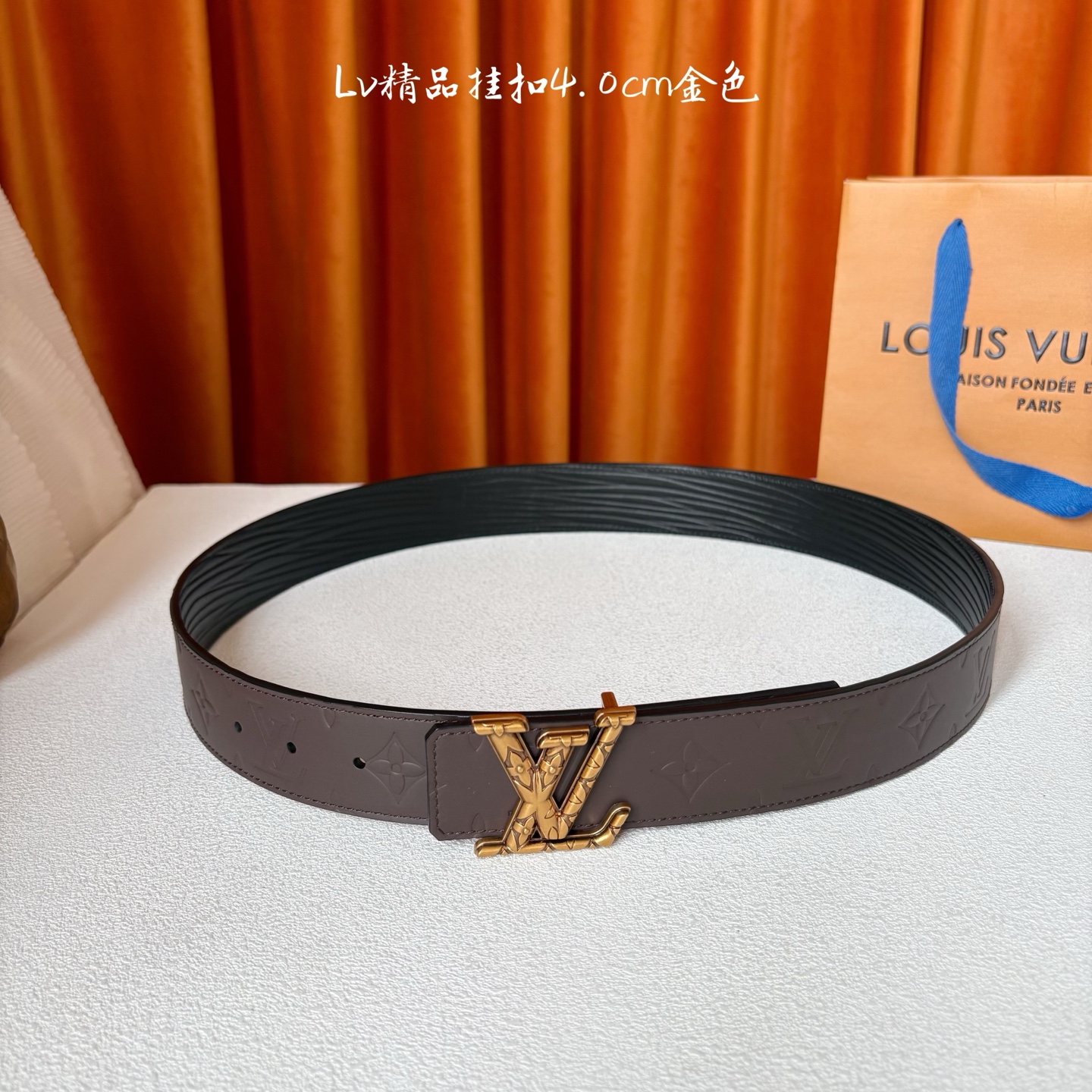 【LOUIS VUITTON】：经典原单品质，一面经典压花一面水波纹底，原单精品挂扣，精工制作，细节看图