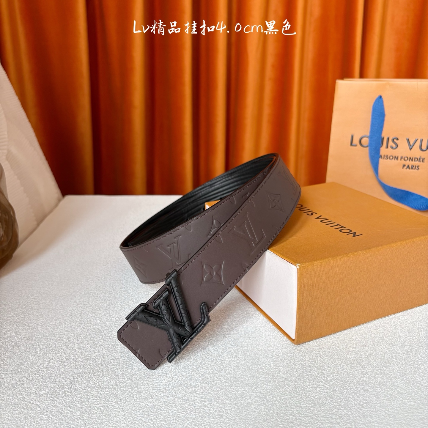 【LOUIS VUITTON】：经典原单品质，一面经典压花一面水波纹底，原单精品挂扣，精工制作，细节看图
