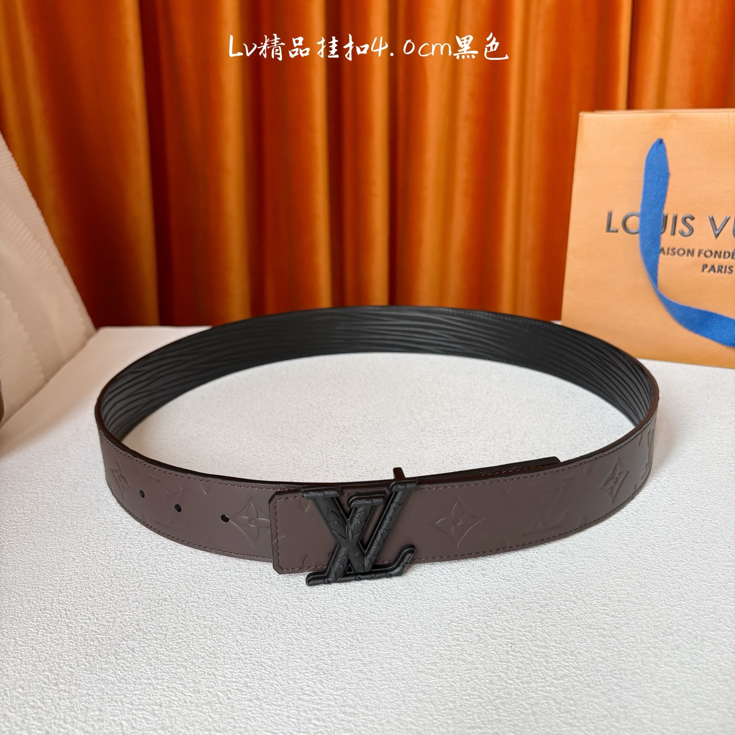 【LOUIS VUITTON】：经典原单品质，一面经典压花一面水波纹底，原单精品挂扣，精工制作，细节看图