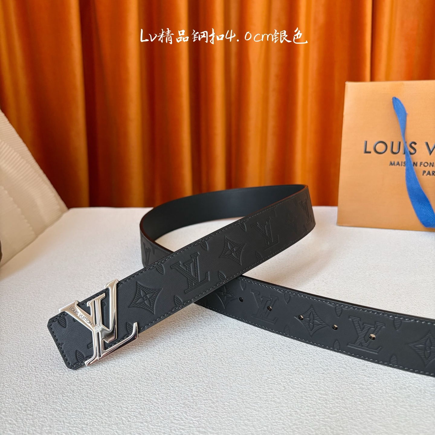 【LOUIS VUITTON】：经典原单品质，经典压花面配原版平纹底，搭配原单精品钢扣，精工制作，细节看