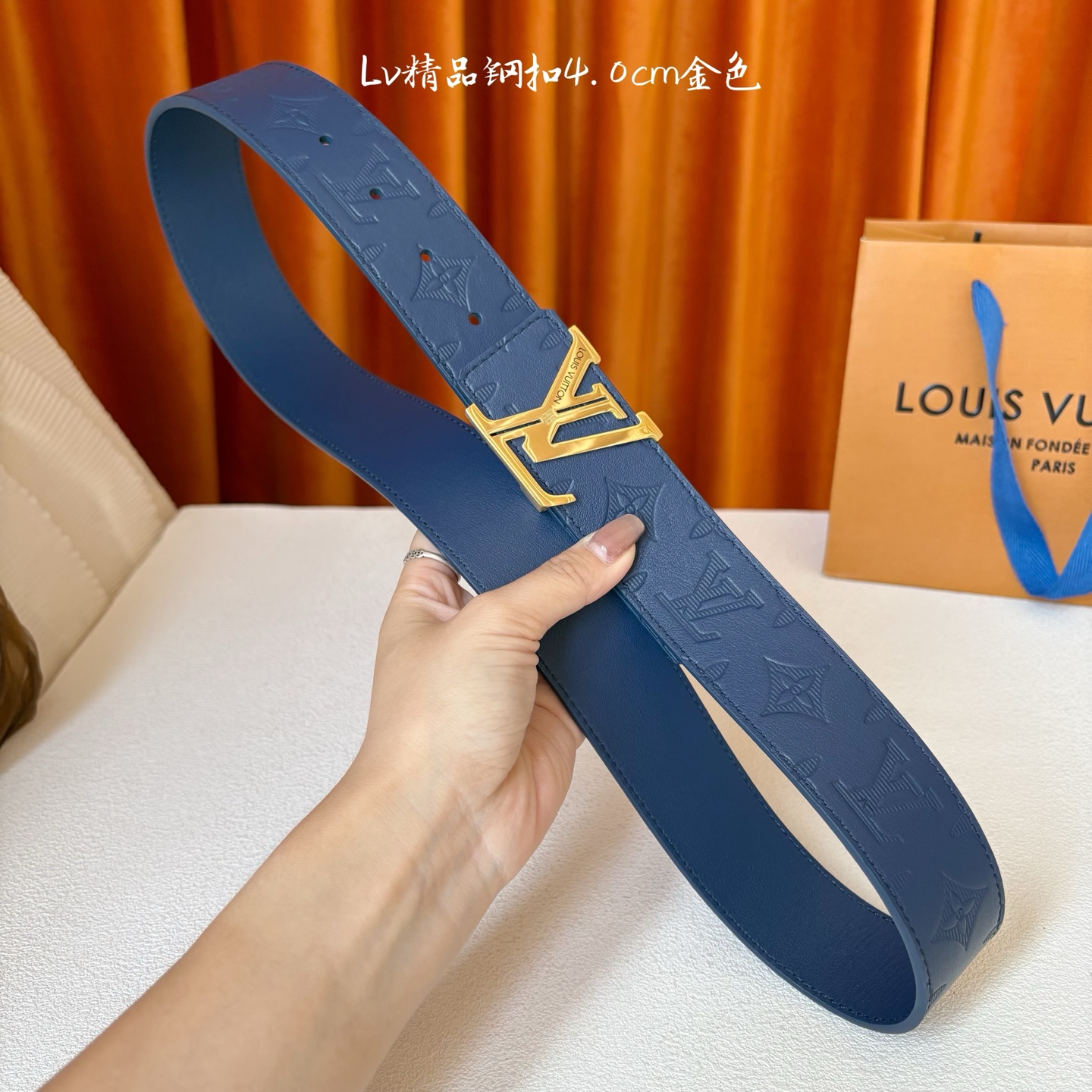 【LOUIS VUITTON】：经典原单品质，经典压花面配原版平纹底，搭配原单精品钢扣，精工制作，细节看