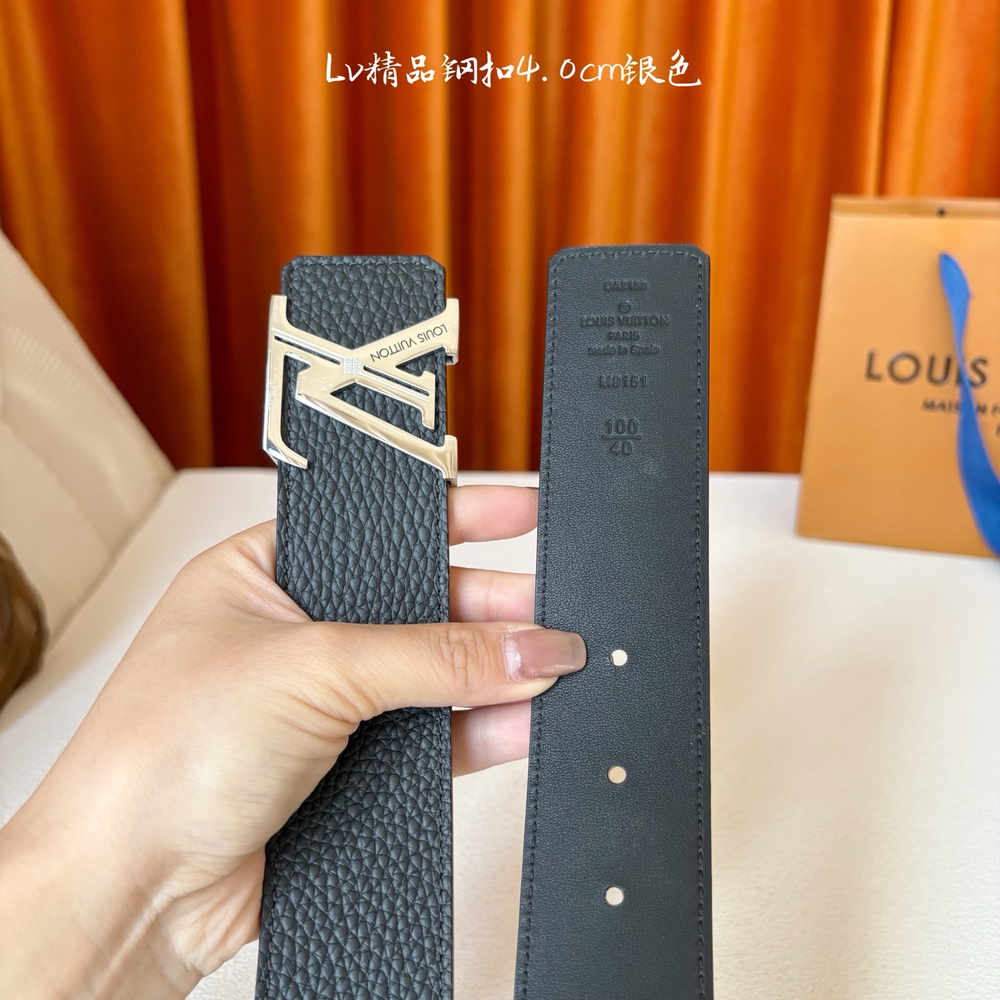 【LOUIS VUITTON】：经典原单品质，经典荔枝纹面配原版平纹底，搭配原单精品钢扣，精工制作，细节
