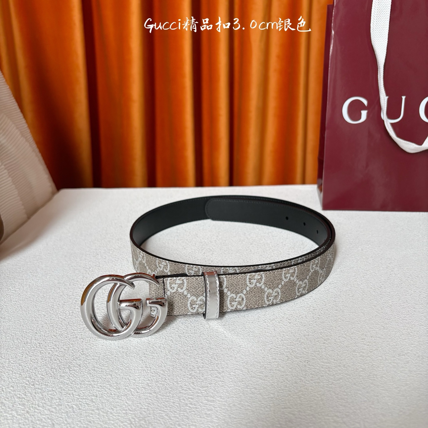 【Gucci】：原单面pvc印花腰带搭配原版皮底，经典双G扣，时尚大方，古奇又一时尚之作，宽度3.0cm