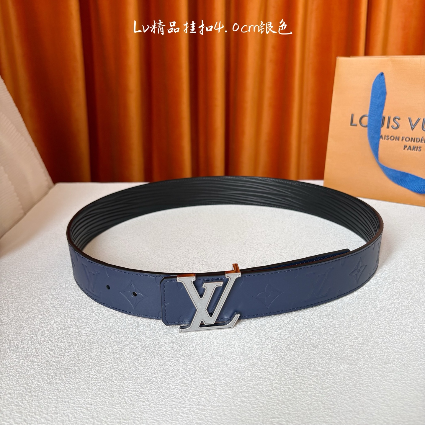 【LOUIS VUITTON】：经典原单品质，一面经典压花一面水波纹底，原单精品挂扣，精工制作，细节看图