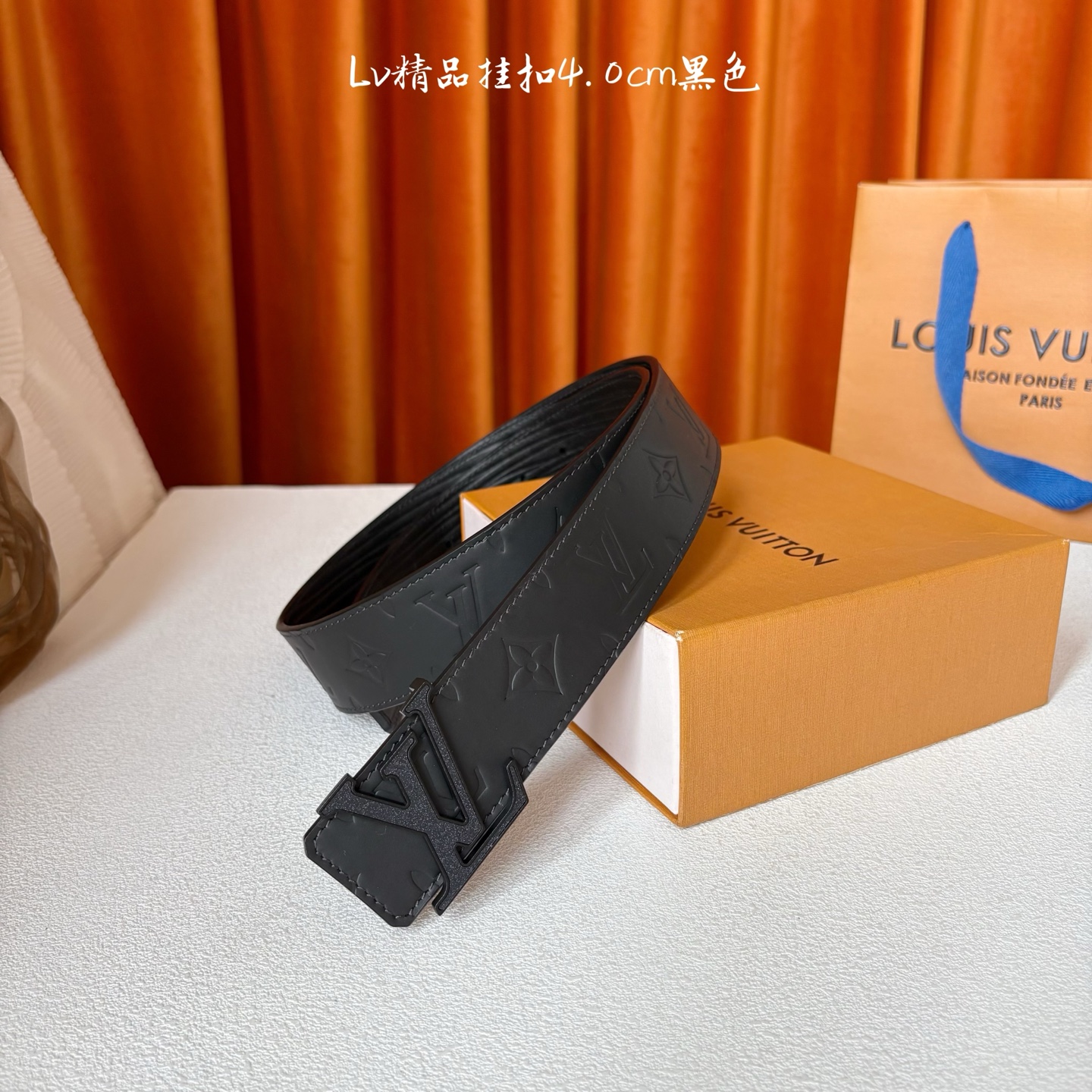 【LOUIS VUITTON】：经典原单品质，一面经典压花一面水波纹底，原单精品挂扣，精工制作，细节看图