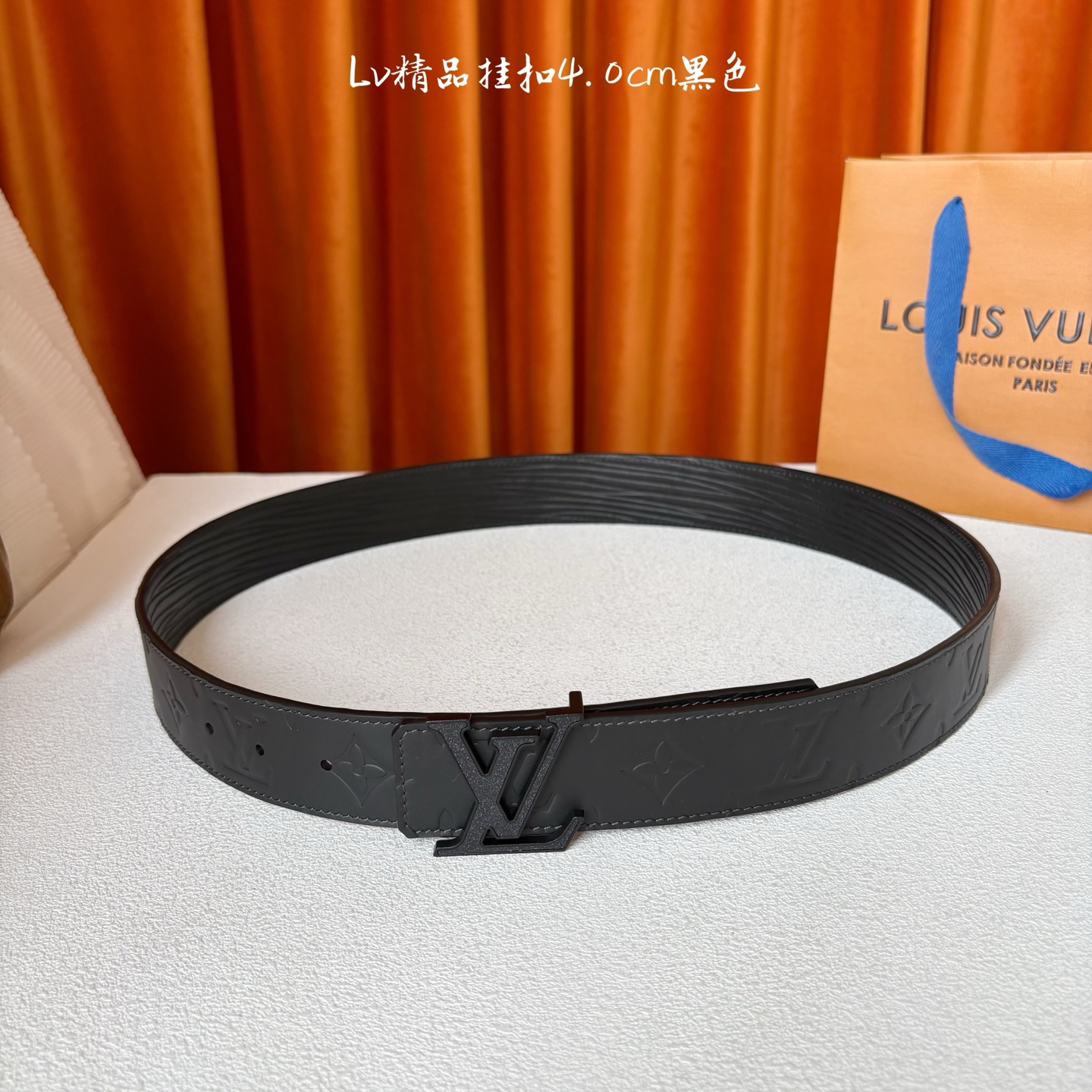 【LOUIS VUITTON】：经典原单品质，一面经典压花一面水波纹底，原单精品挂扣，精工制作，细节看图